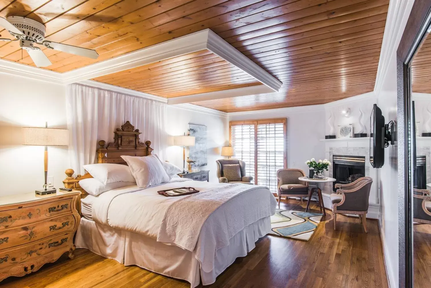 King Room with Garden View in Inn On SummerHill King Room with Garden View in Inn On SummerHill