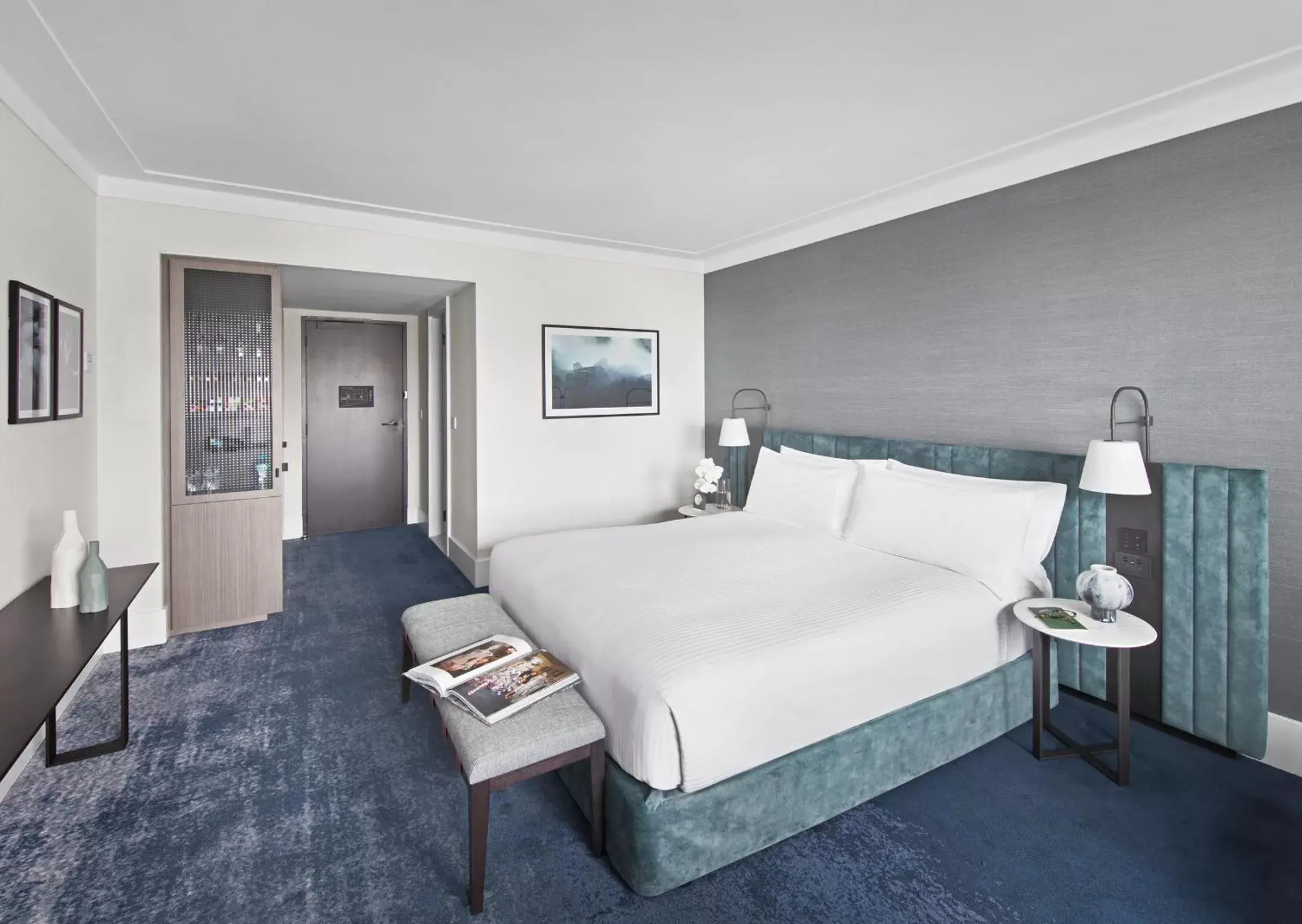 Classic King Room with Club Access in InterContinental Sydney by IHG Classic King Room with Club Access in InterContinental Sydney by IHG