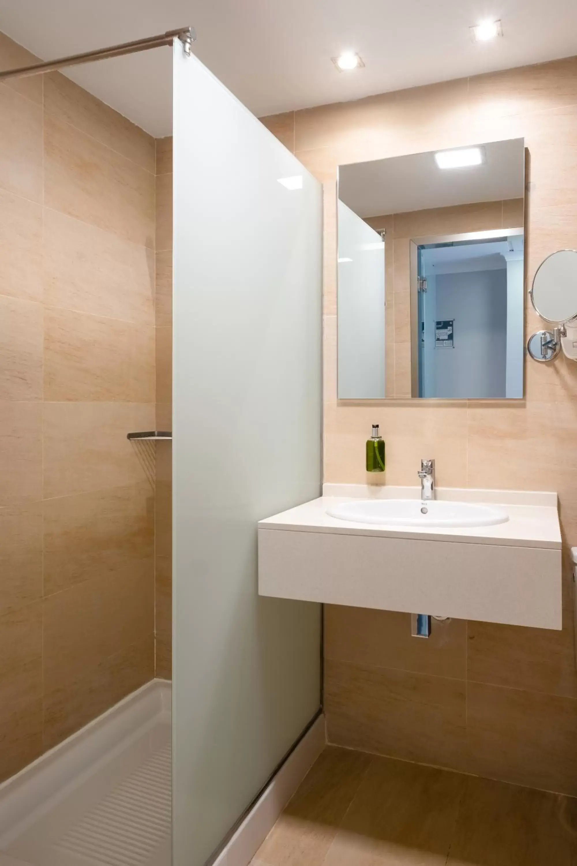 Budget Twin Room With Balcony in Helios Mallorca Hotel & Apartments Budget Twin Room With Balcony in Helios Mallorca Hotel & Apartments