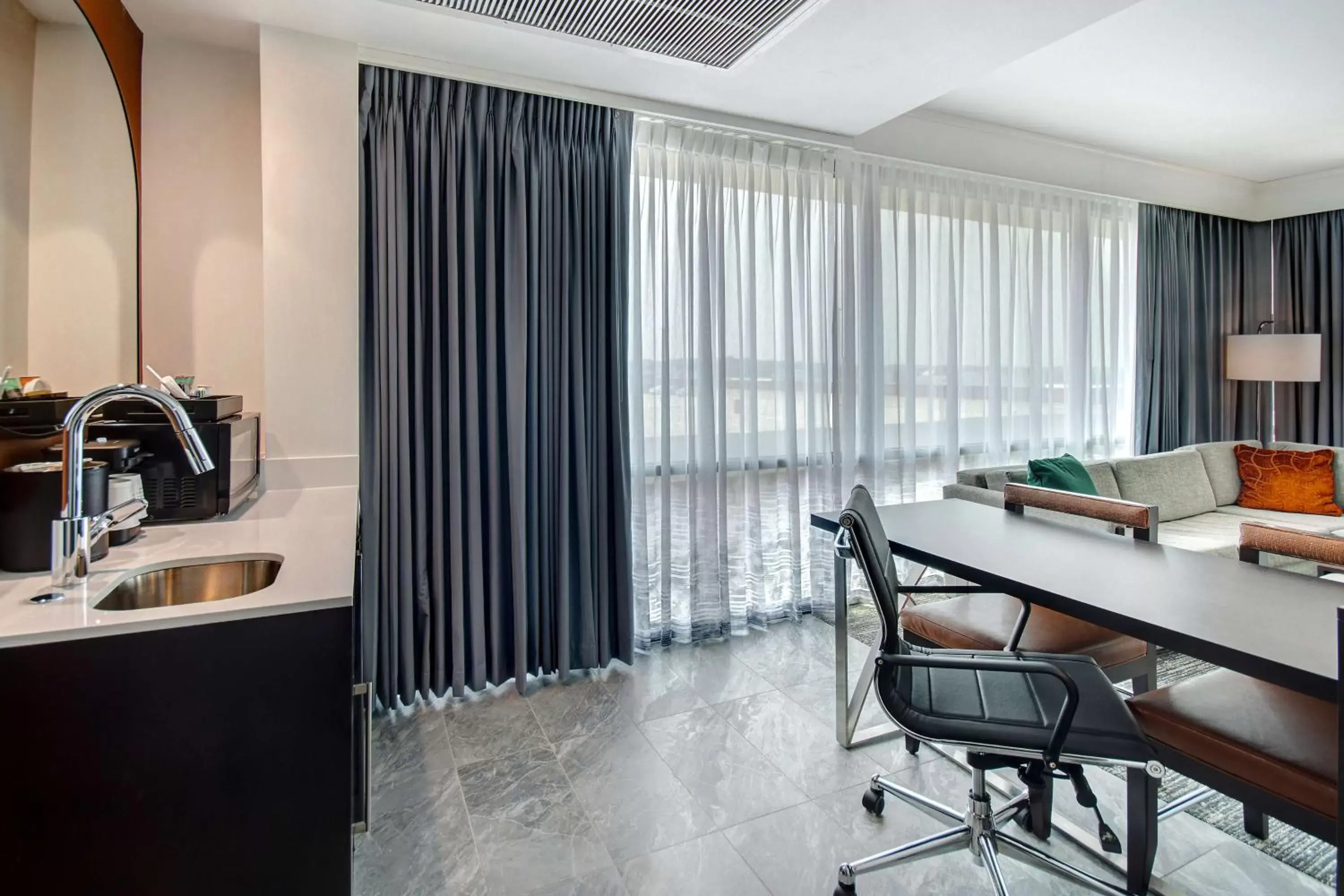 Corner King Suite in Embassy Suites By Hilton Alpharetta Halcyon Corner King Suite in Embassy Suites By Hilton Alpharetta Halcyon