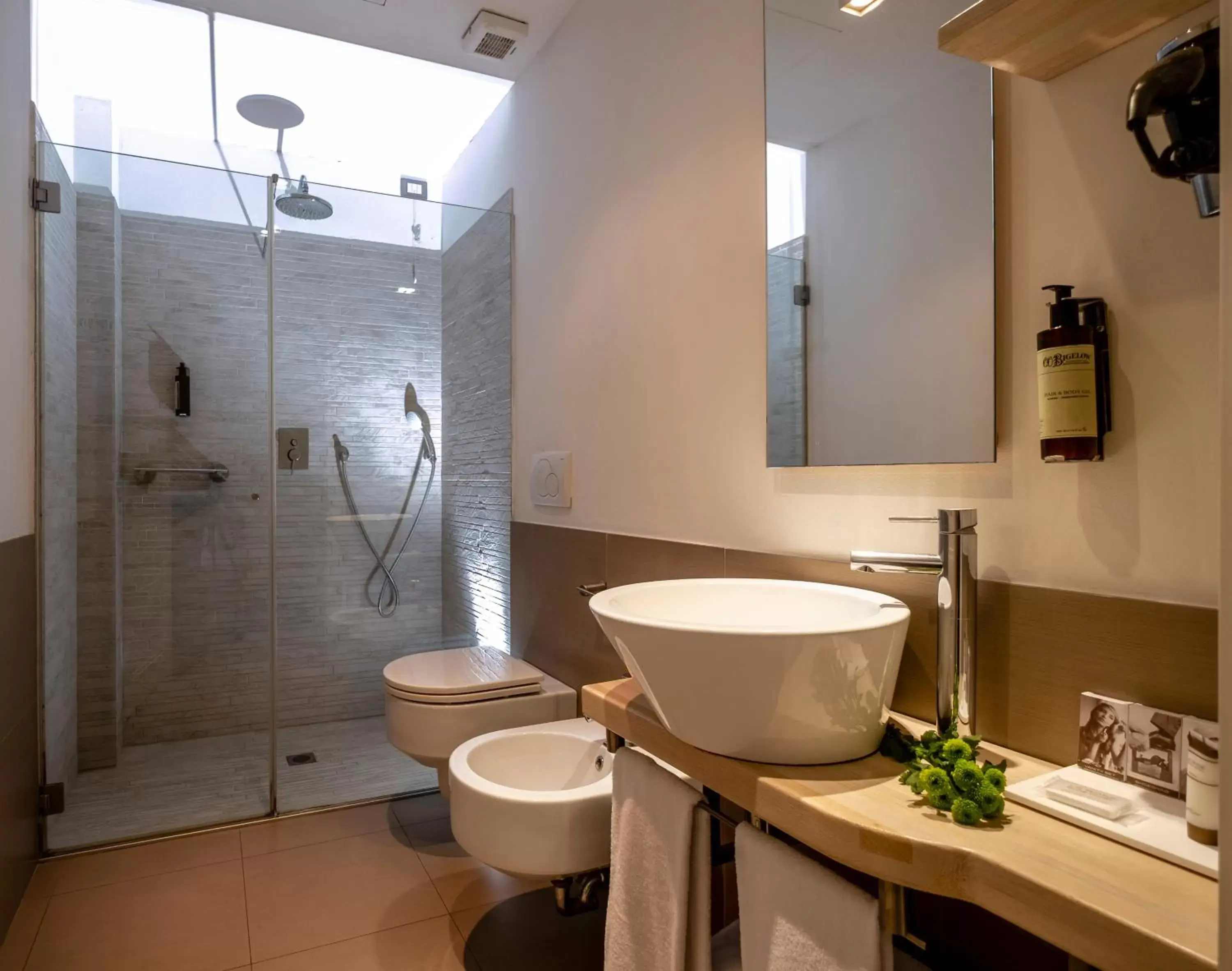 Deluxe Suite in Le Rose Suite Hotel Deluxe Suite in Le Rose Suite Hotel