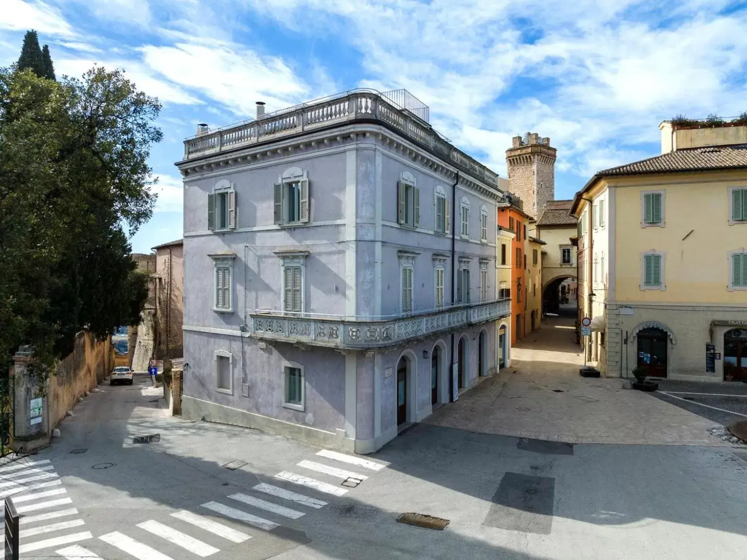 Property Building in Palazzo Fontana Property Building in Palazzo Fontana