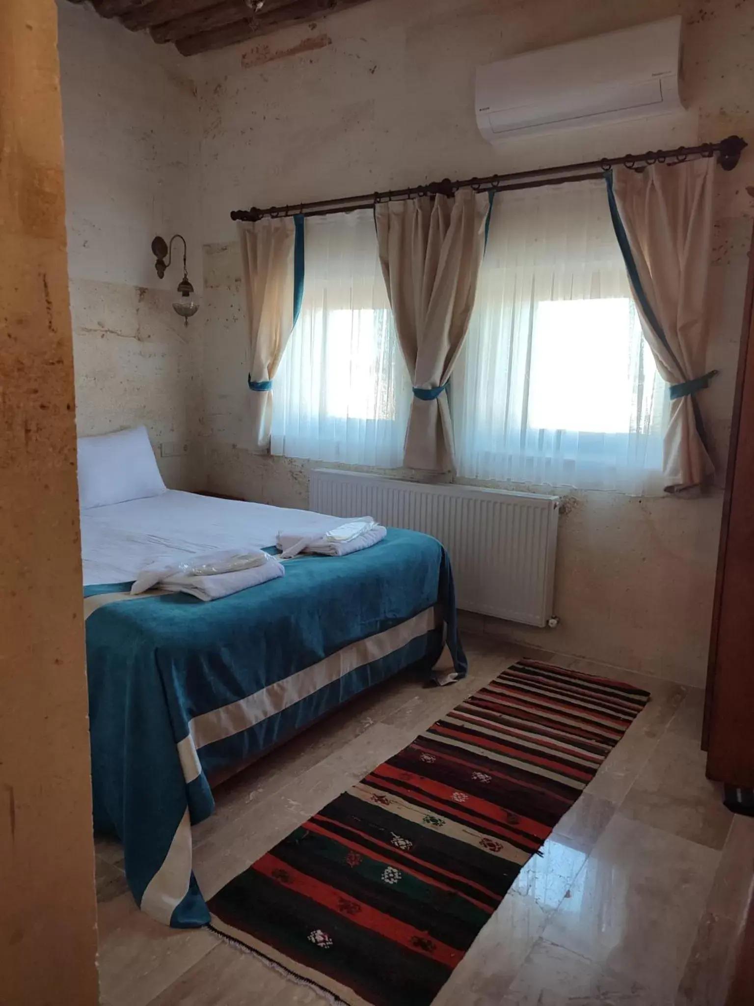 Budget Double Room in Balloon View Hotel Budget Double Room in Balloon View Hotel