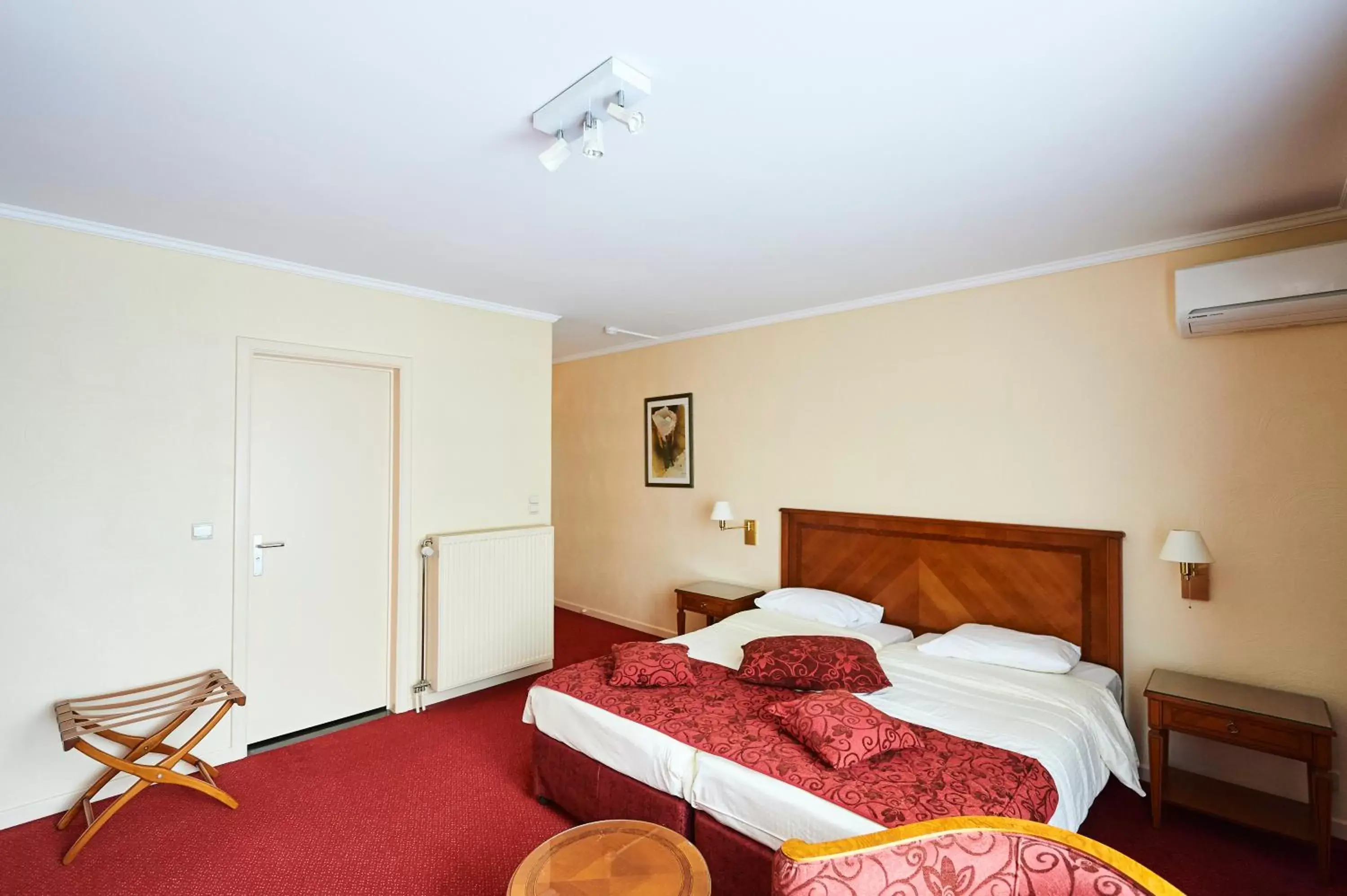 Executive Room in Hotel Les 3 Cles Executive Room in Hotel Les 3 Cles