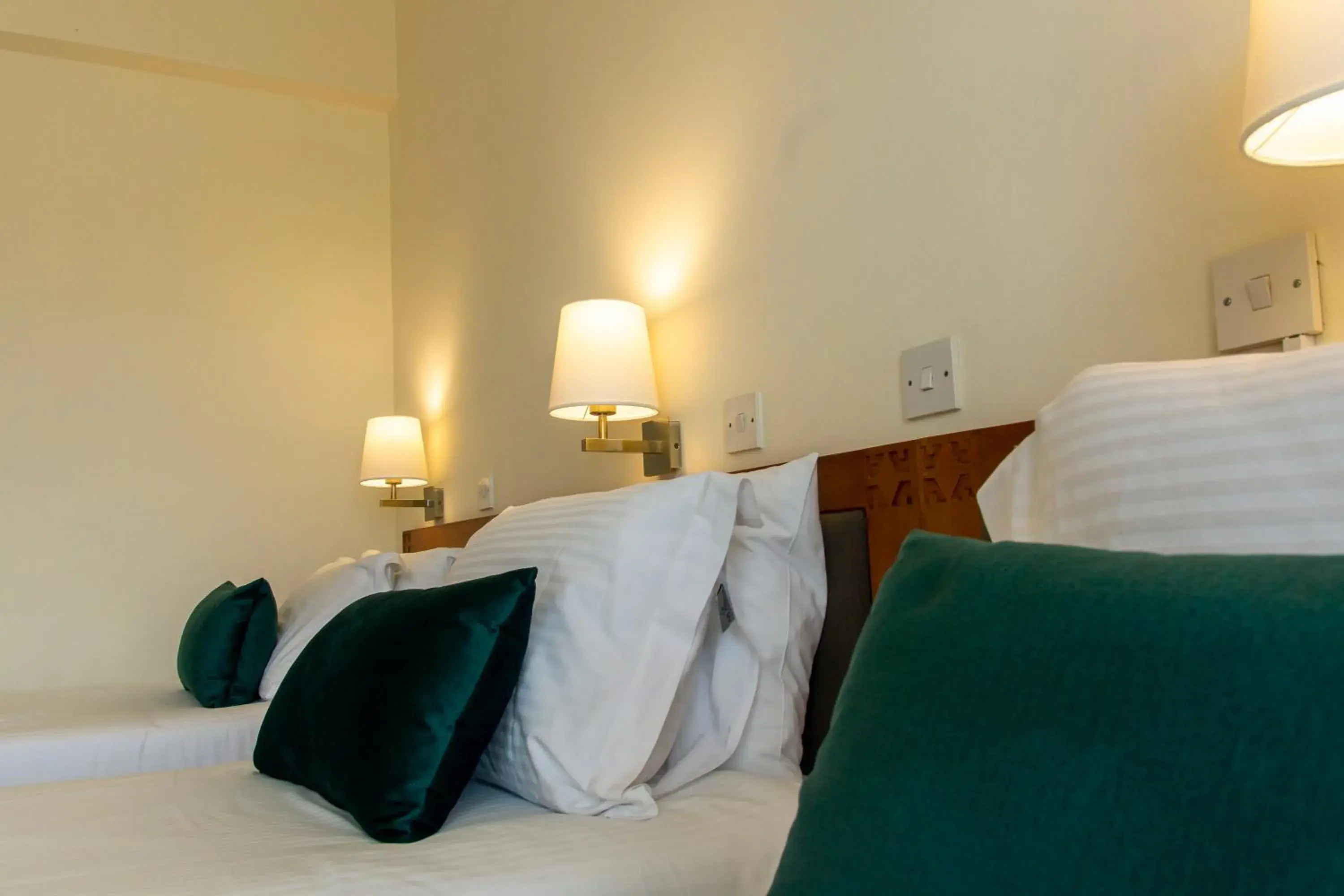 Standard Triple Room in Pefkos City Hotel Standard Triple Room in Pefkos City Hotel