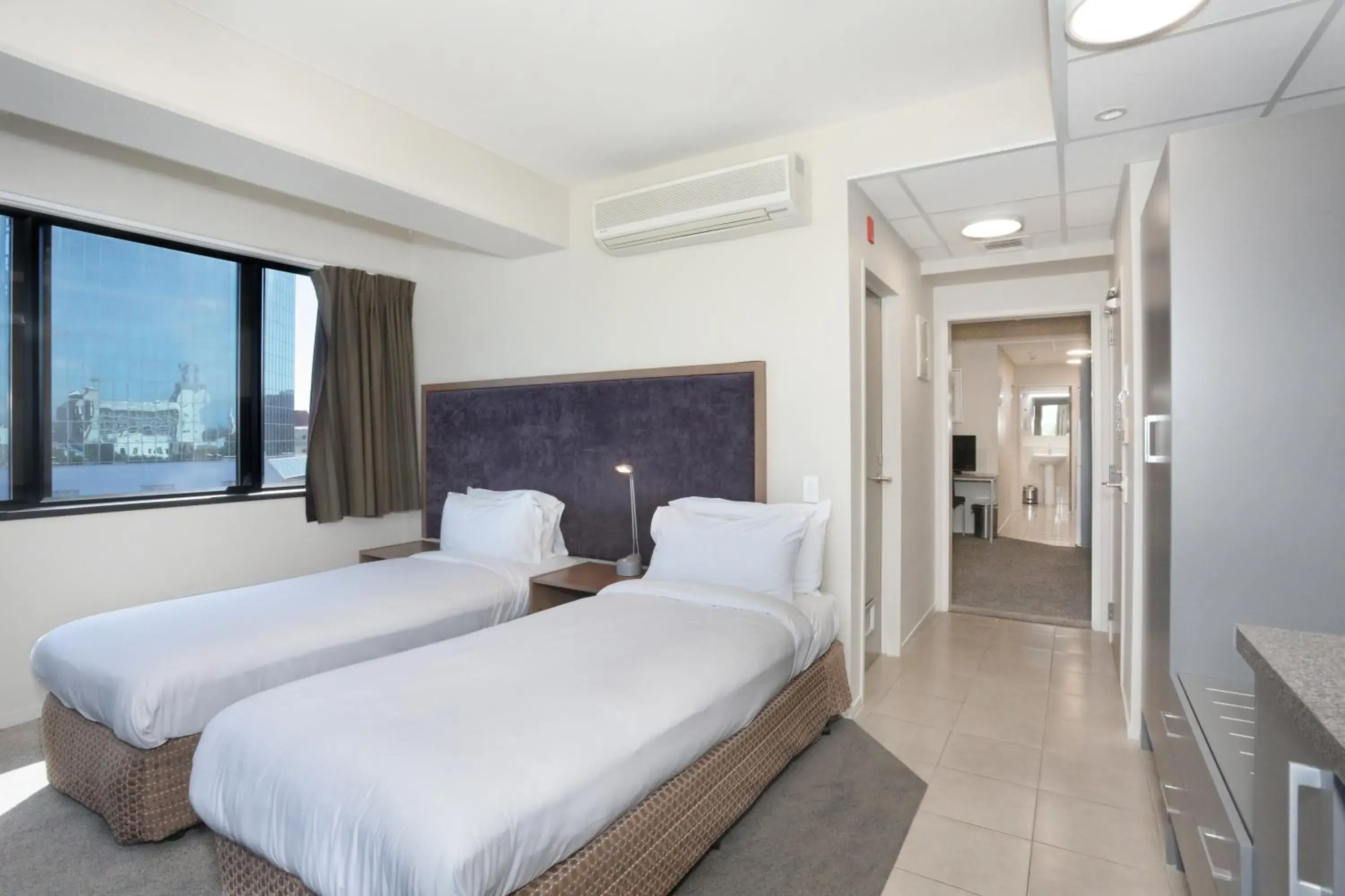 Apartment with Mountain View in Quality Suites Central Square Apartment with Mountain View in Quality Suites Central Square