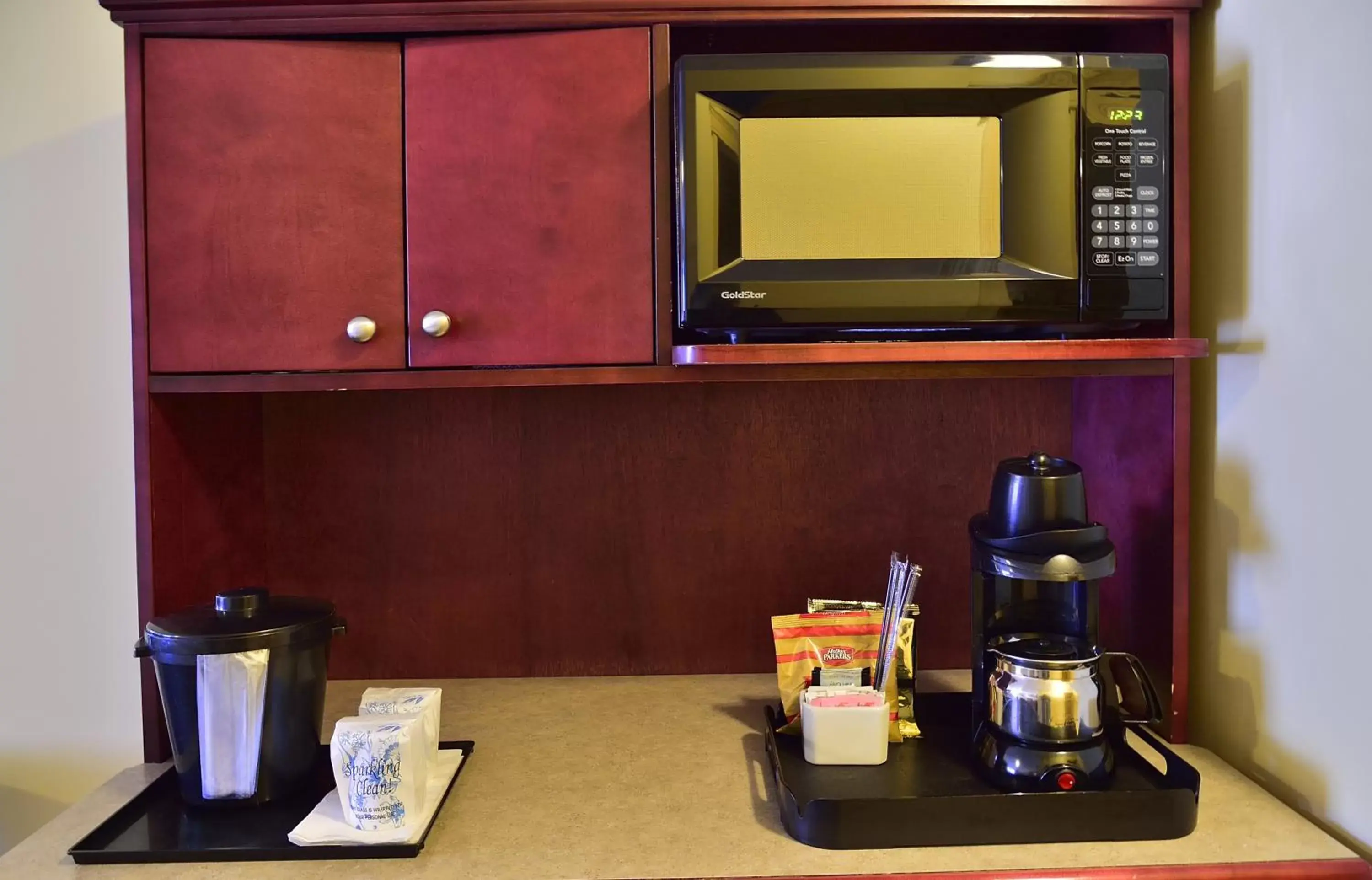 Standard Queen Room - Non-Smoking in Quality Inn & Suites Hinton Standard Queen Room - Non-Smoking in Quality Inn & Suites Hinton