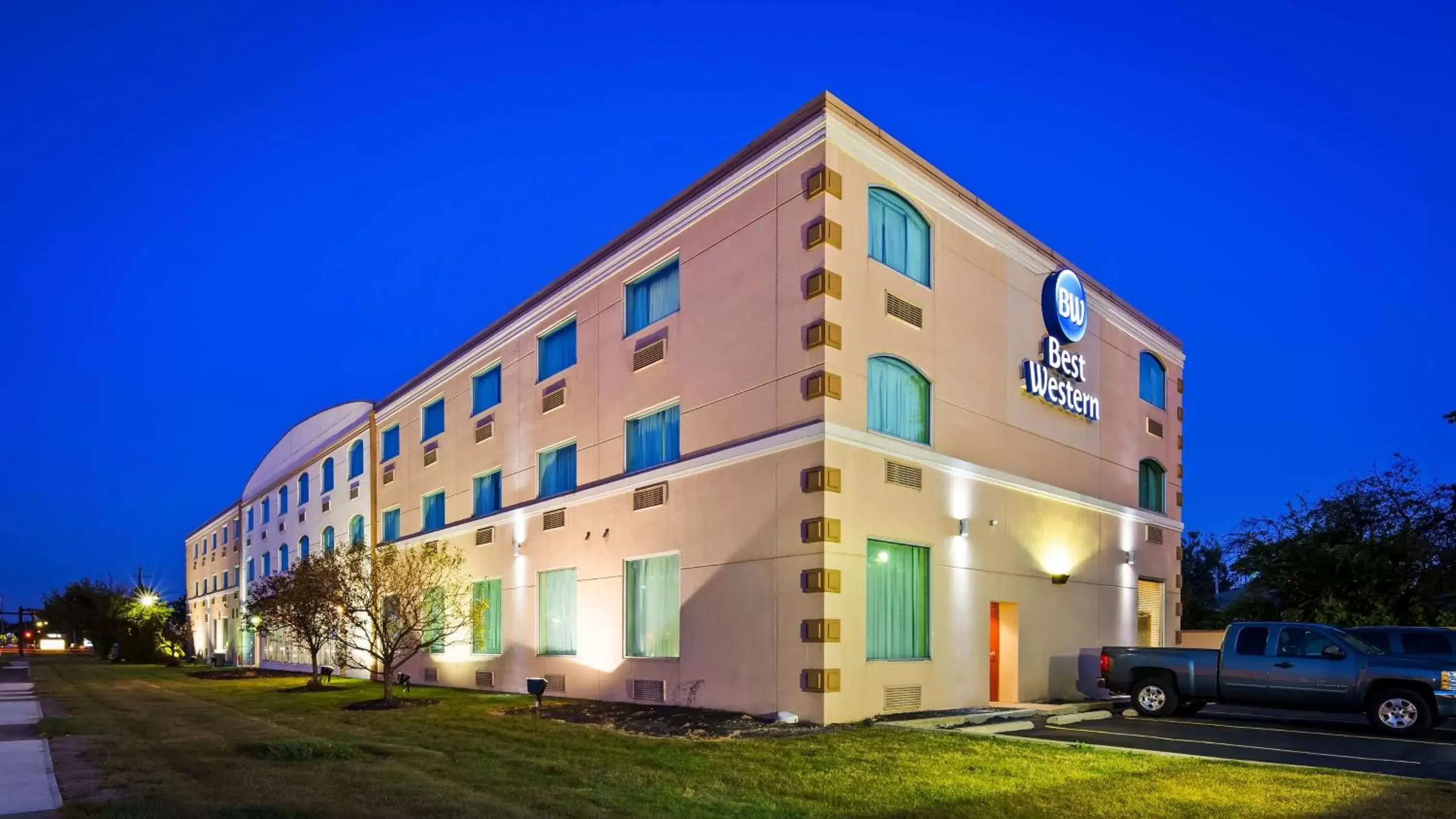 Best Western Airport Inn & Suites Cleveland Best Western Airport Inn & Suites Cleveland