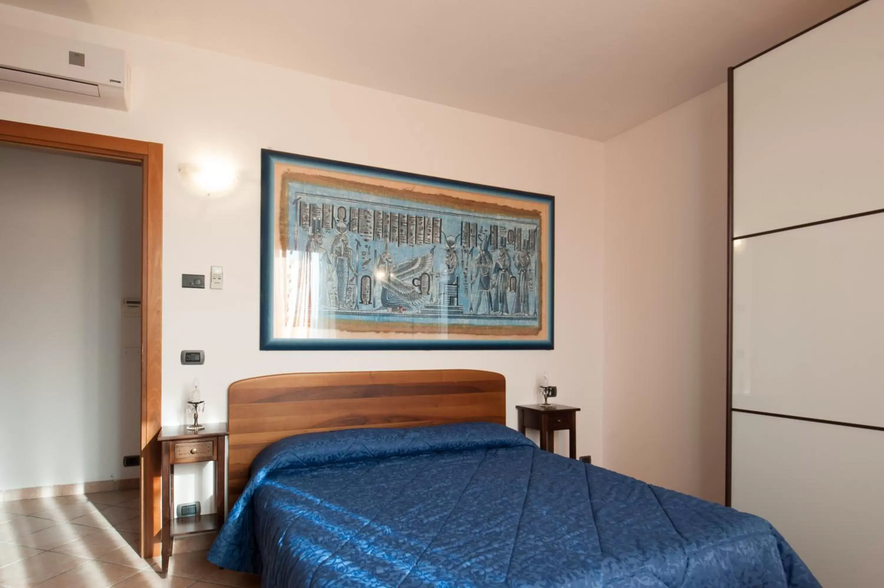 Quadruple Room with Bath in B&B Villa Gloriana Quadruple Room with Bath in B&B Villa Gloriana