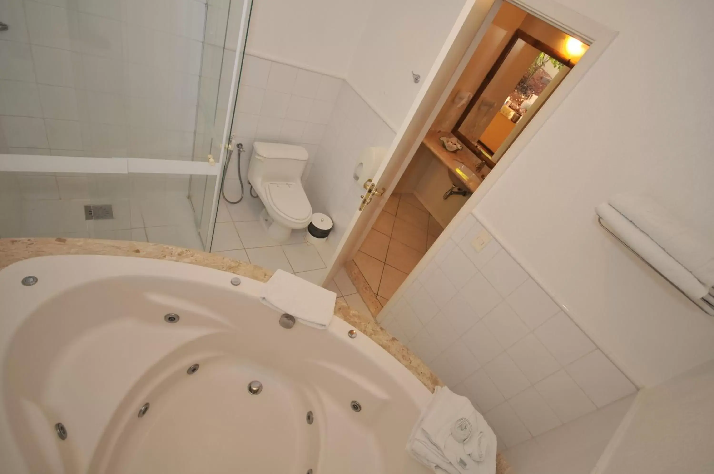 Deluxe Double Room with Hot Tub and Garden View in Rio Búzios Beach Hotel Deluxe Double Room with Hot Tub and Garden View in Rio Búzios Beach Hotel