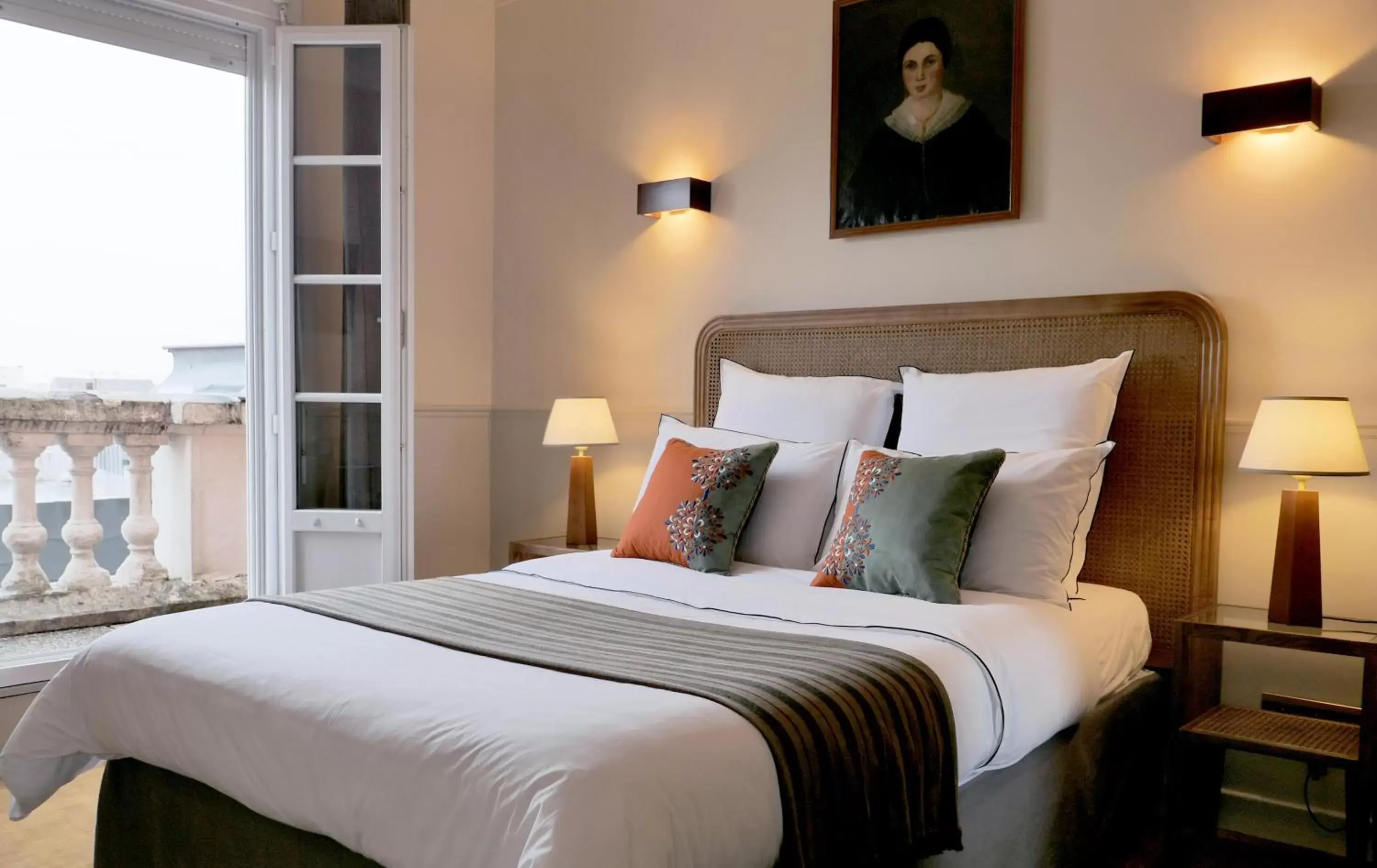 Small Double Room in Hôtel Bristol Pau Small Double Room in Hôtel Bristol Pau