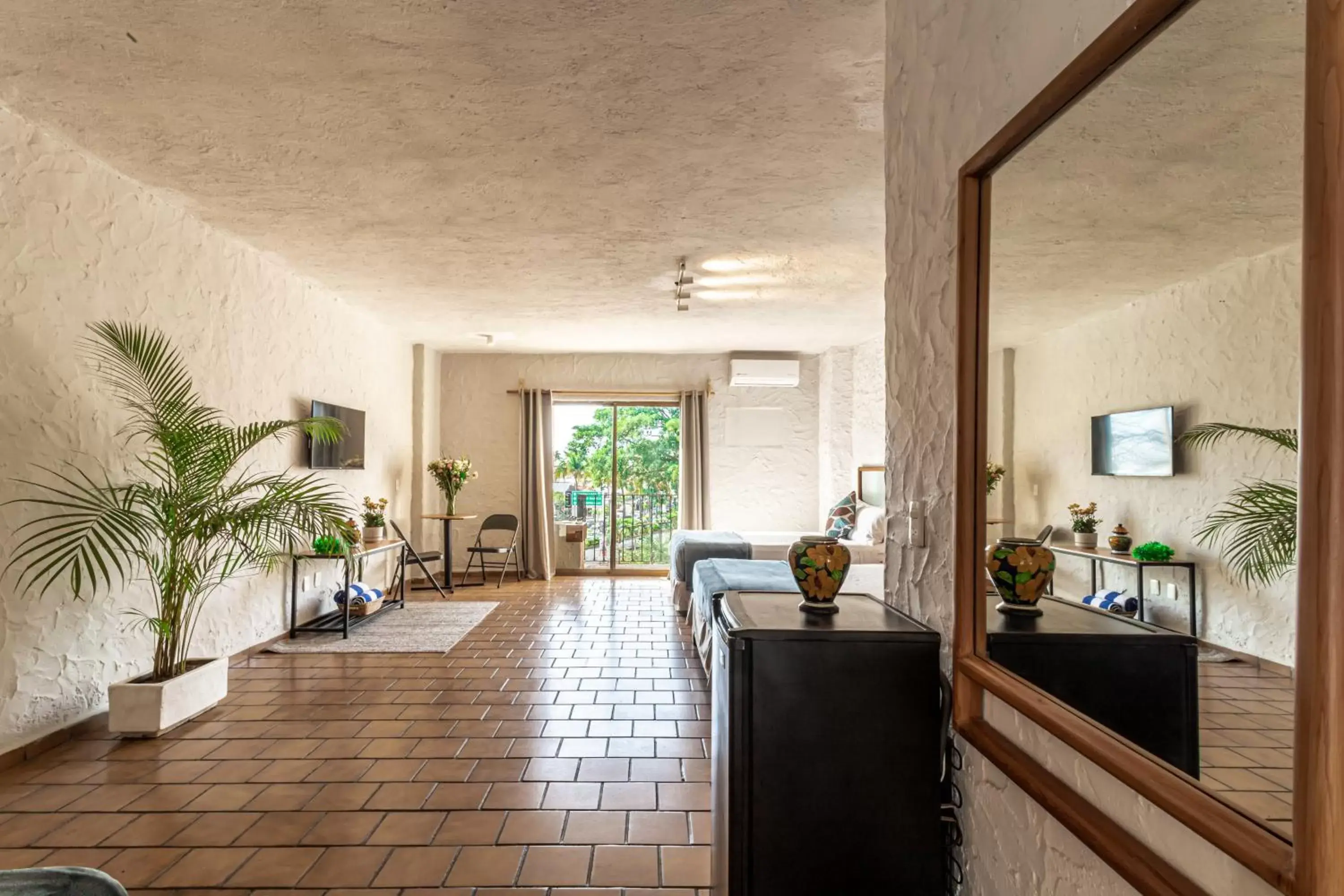 Classic Triple Room in Soy Local Puerto Vallarta Classic Triple Room in Soy Local Puerto Vallarta