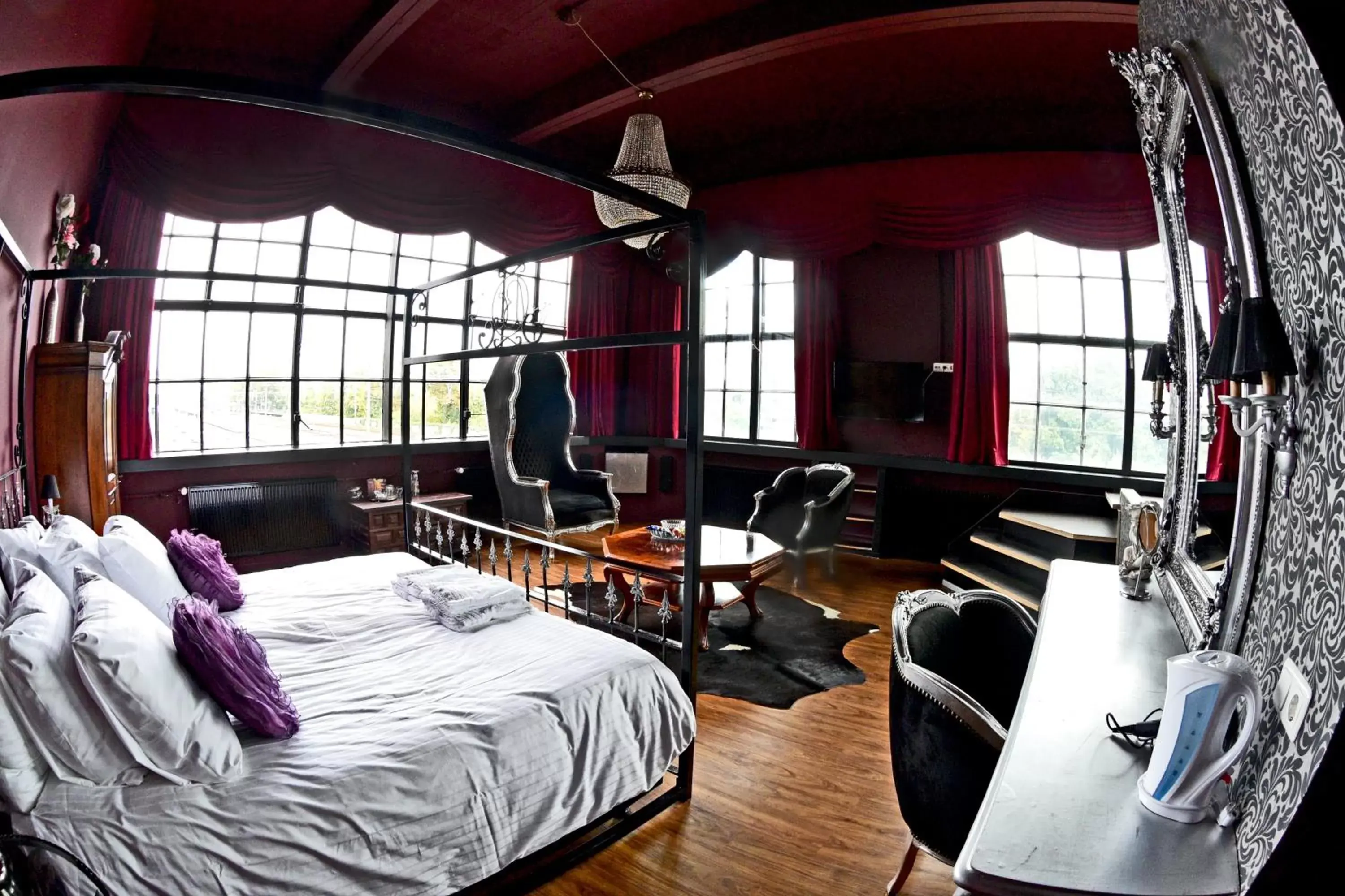 Superior King Suite 2 in Stayokay Hostel Eindhoven Superior King Suite 2 in Stayokay Hostel Eindhoven