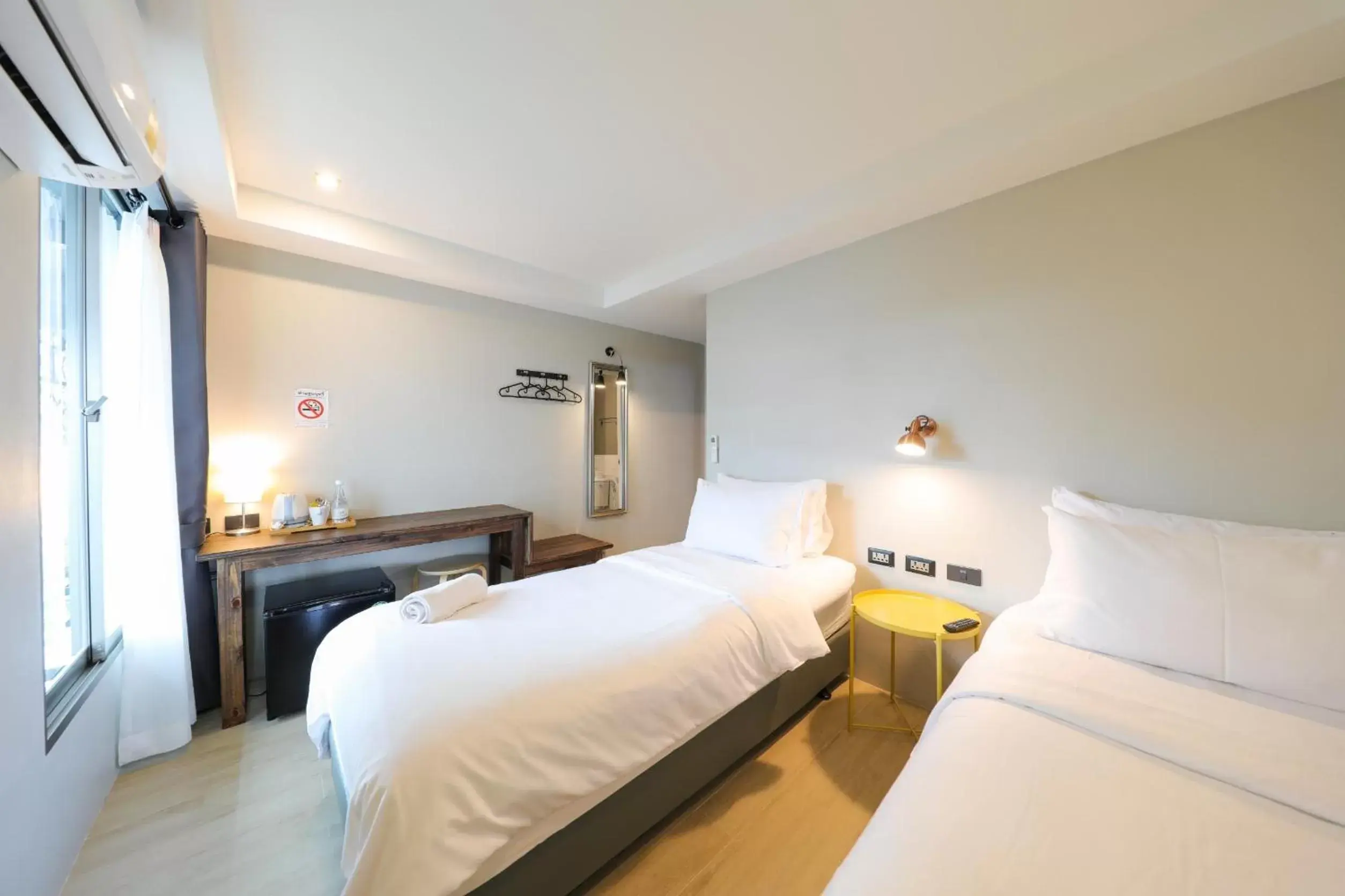 Economy Twin Room in Get GuestHouse 2 ( Sangsri soi 4) Economy Twin Room in Get GuestHouse 2 ( Sangsri soi 4)