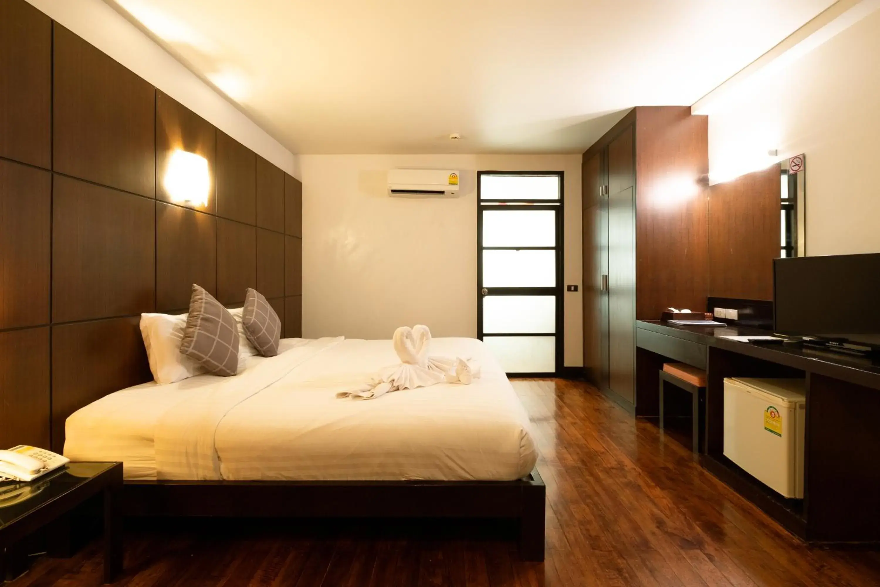 Deluxe Double or Twin Room in Kireethara Boutique Resort Deluxe Double or Twin Room in Kireethara Boutique Resort