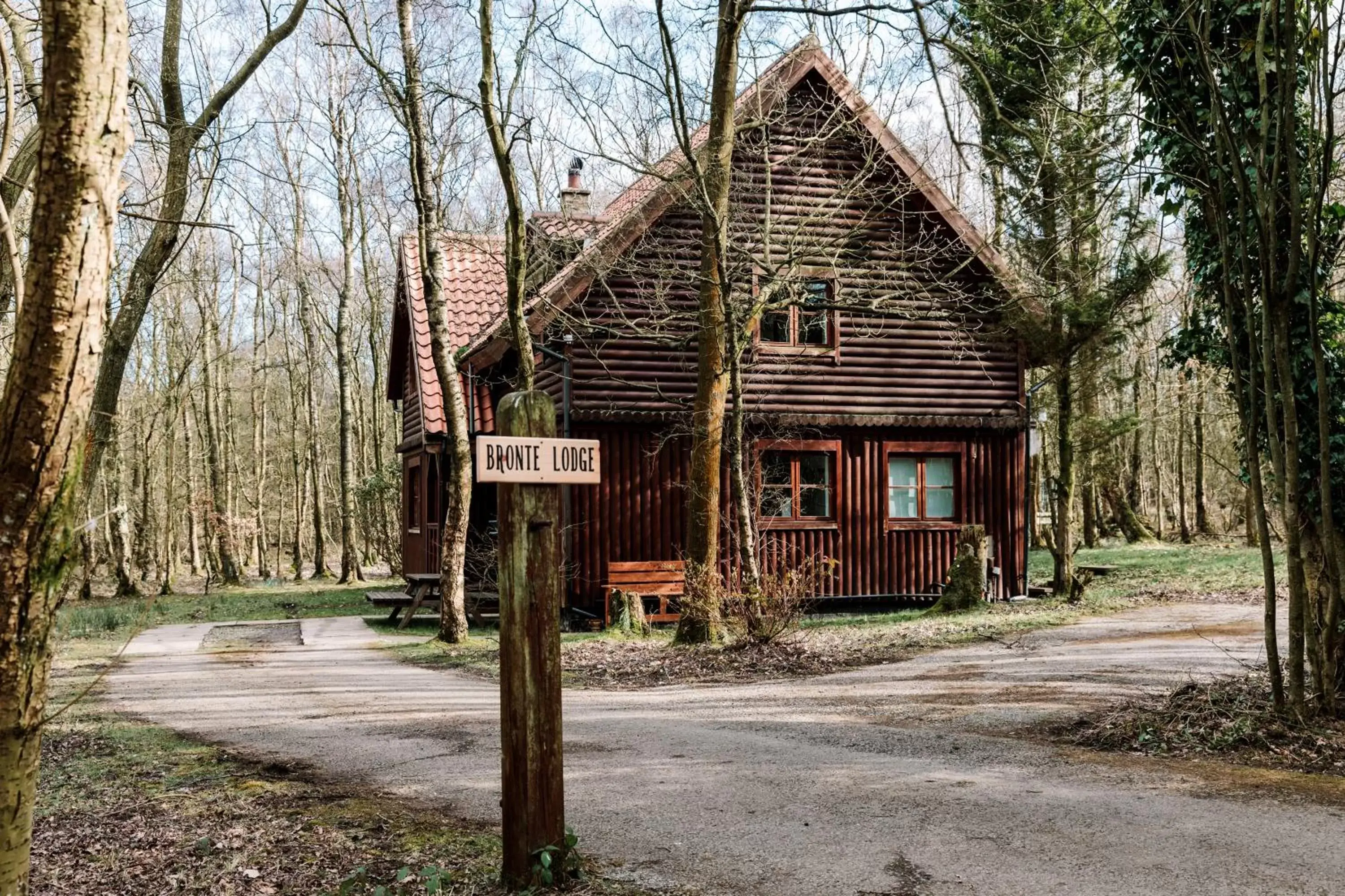 Woodland 3 bed Chalet with hot tub in Chevin Country Park Hotel & Spa Woodland 3 bed Chalet with hot tub in Chevin Country Park Hotel & Spa