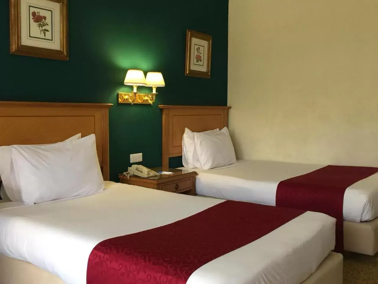 Superior Double or Twin Room in Amarante Pyramids Hotel Superior Double or Twin Room in Amarante Pyramids Hotel