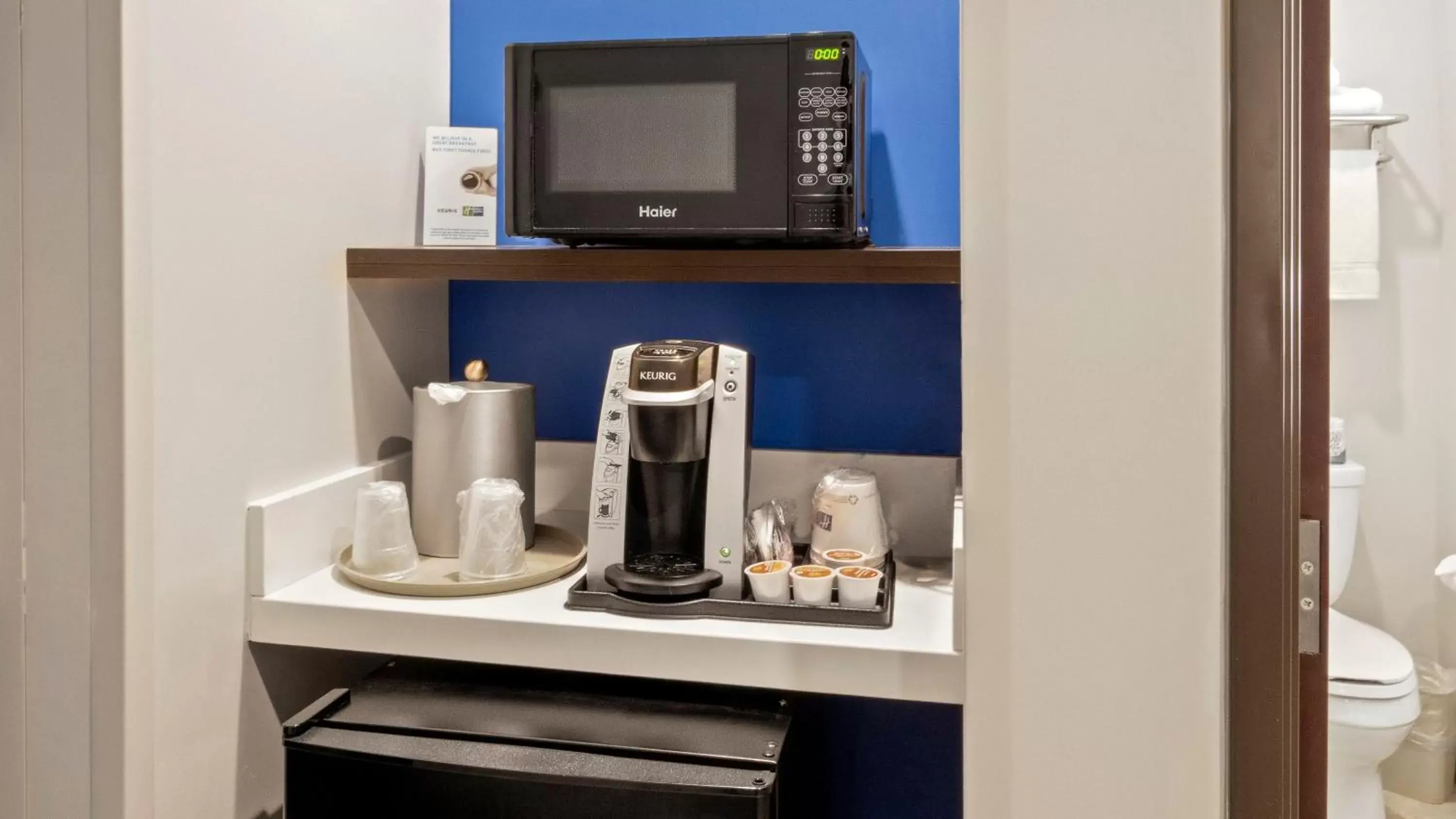 King Room - Disability Access Roll in Shower in Holiday Inn Express Hotel & Suites Newton Sparta by IHG King Room - Disability Access Roll in Shower in Holiday Inn Express Hotel & Suites Newton Sparta by IHG