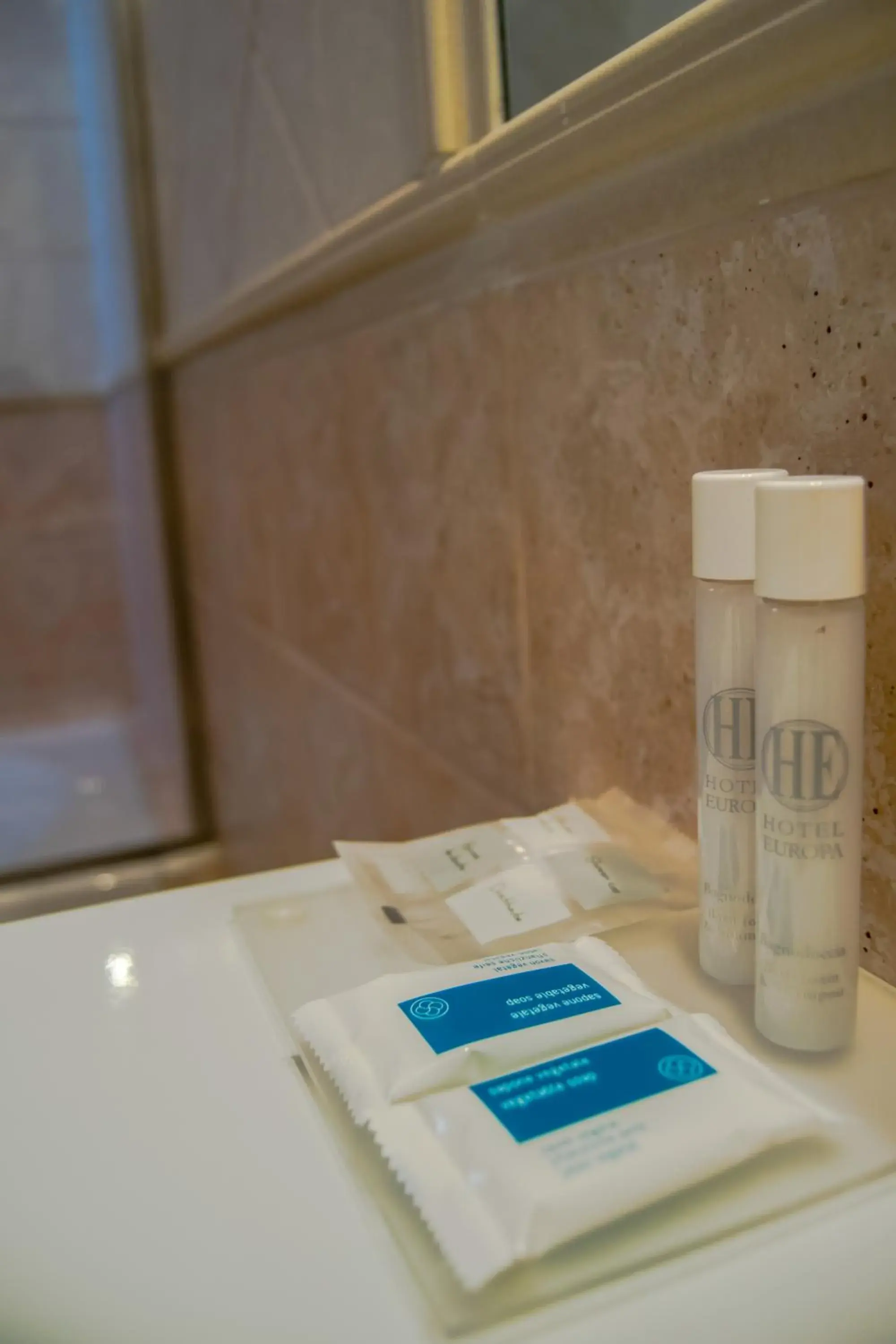 Single Room in Hotel Europa Single Room in Hotel Europa