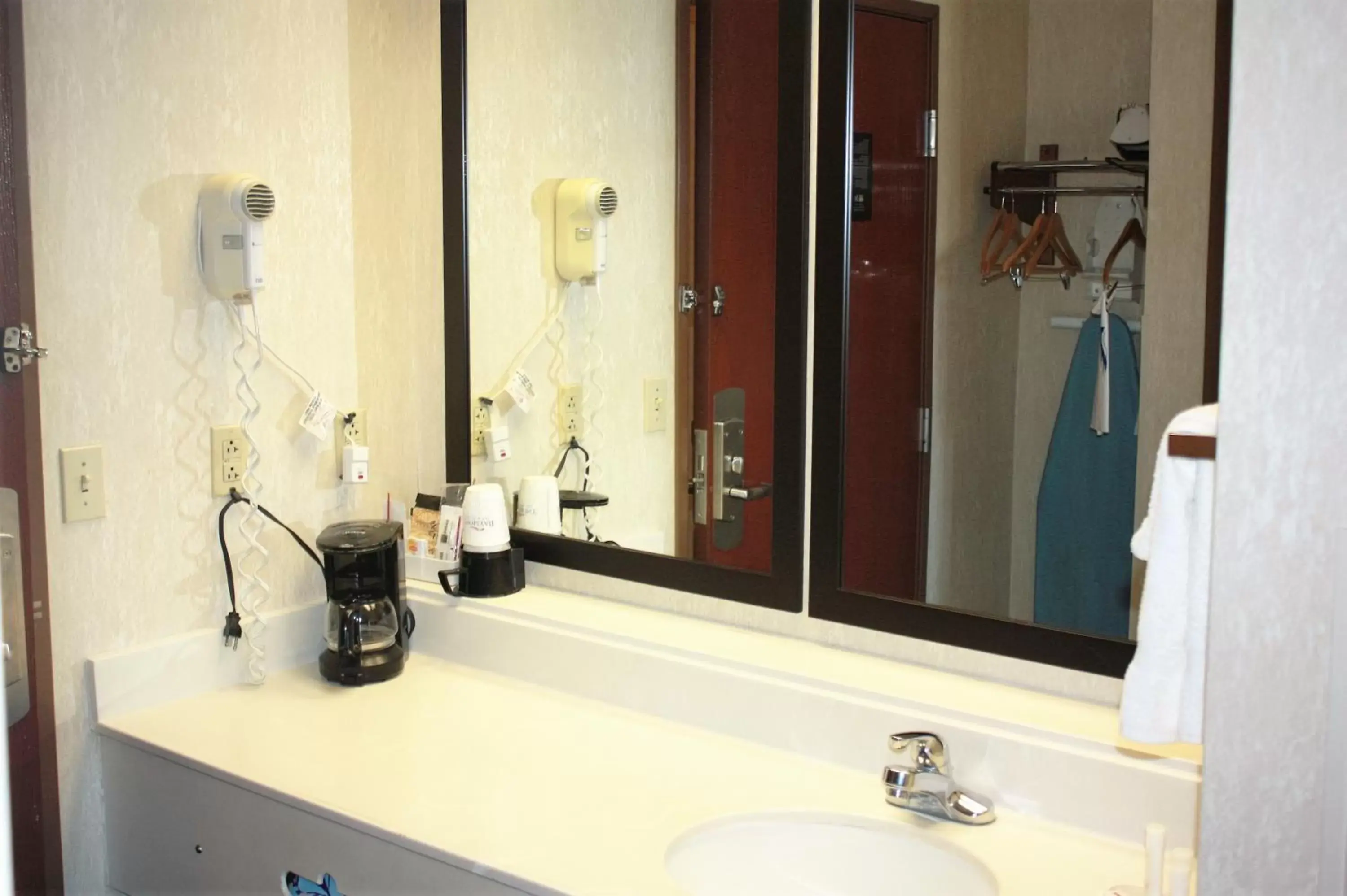 Double Room - Disability Access/Non-Smoking in Baymont by Wyndham Jonesboro Double Room - Disability Access/Non-Smoking in Baymont by Wyndham Jonesboro