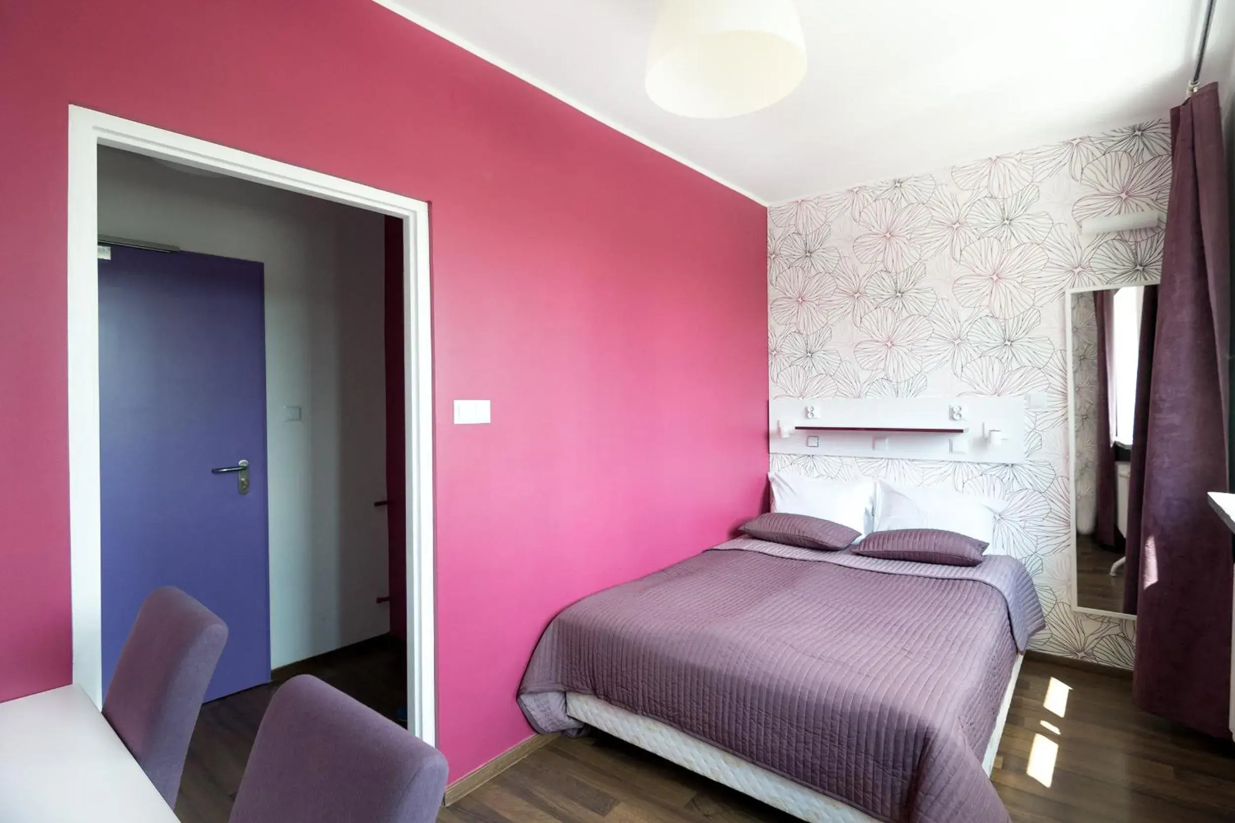 Double Room with Private Bathroom in Tatamka Hostel Double Room with Private Bathroom in Tatamka Hostel