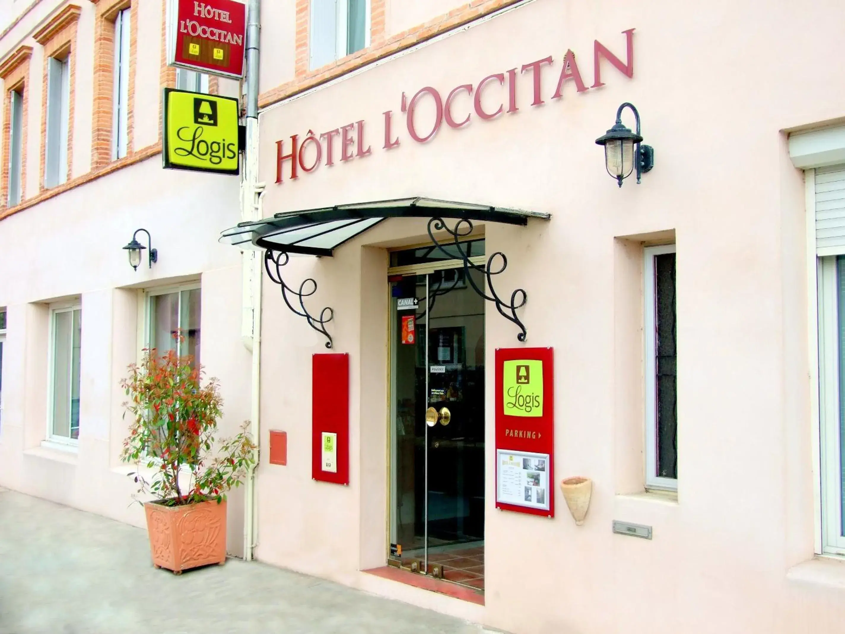 Logis Hotel L'Occitan 2 étoiles Logis Hotel L'Occitan 2 étoiles