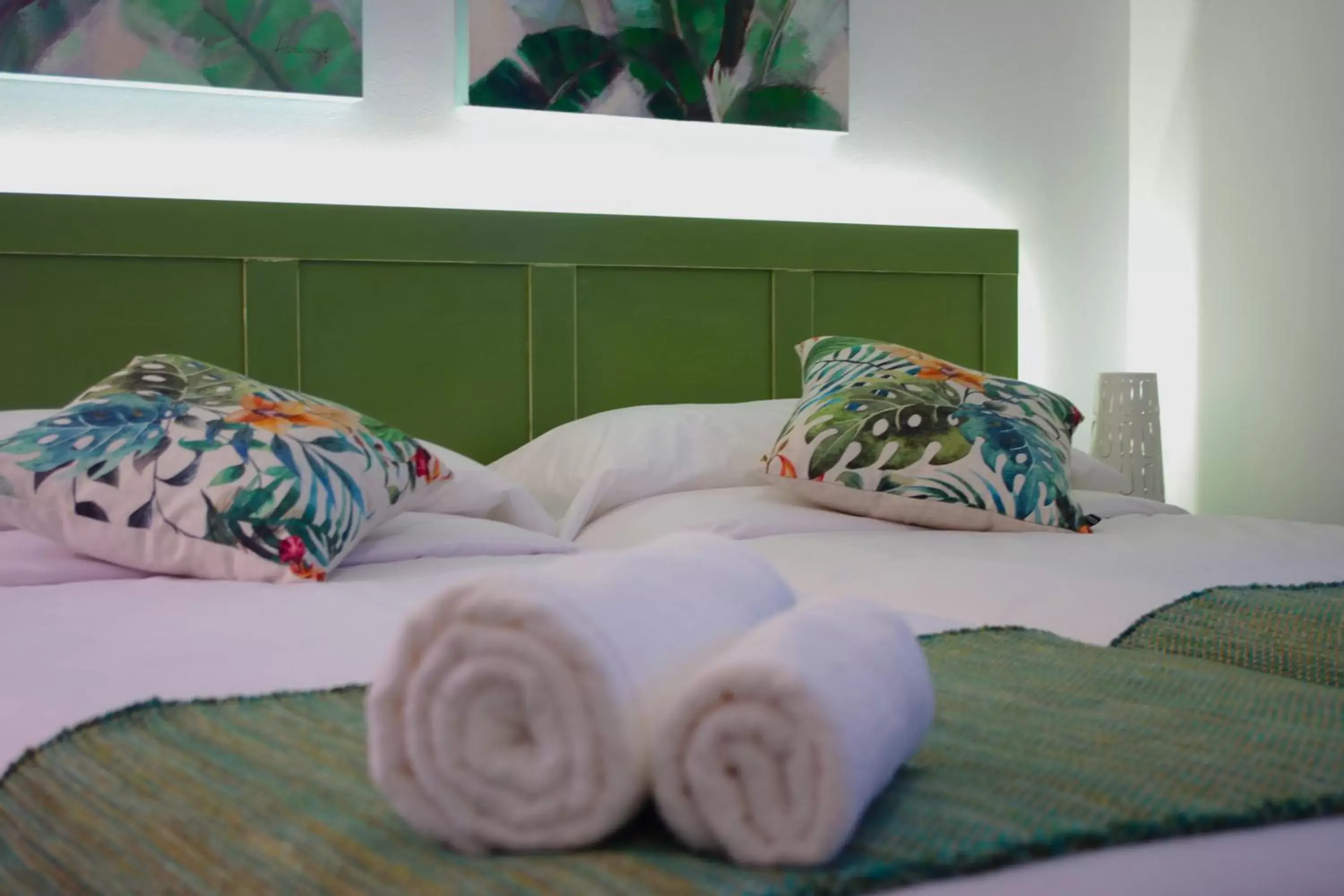 Triple Room with Private Bathroom in MAGMA Rooms Playa Honda Triple Room with Private Bathroom in MAGMA Rooms Playa Honda