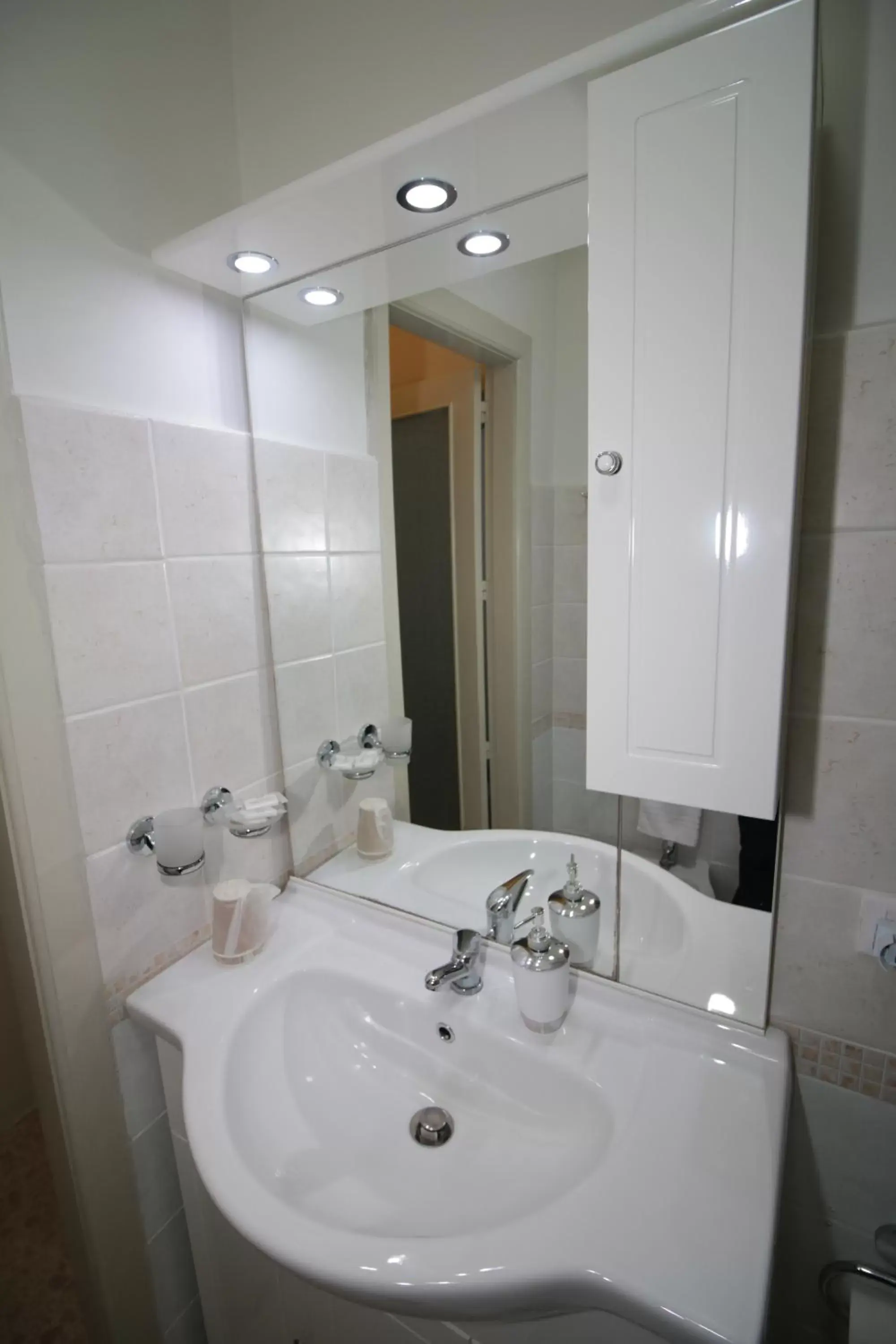 Deluxe King Room - single occupancy in B&B L'Angelica Deluxe King Room - single occupancy in B&B L'Angelica