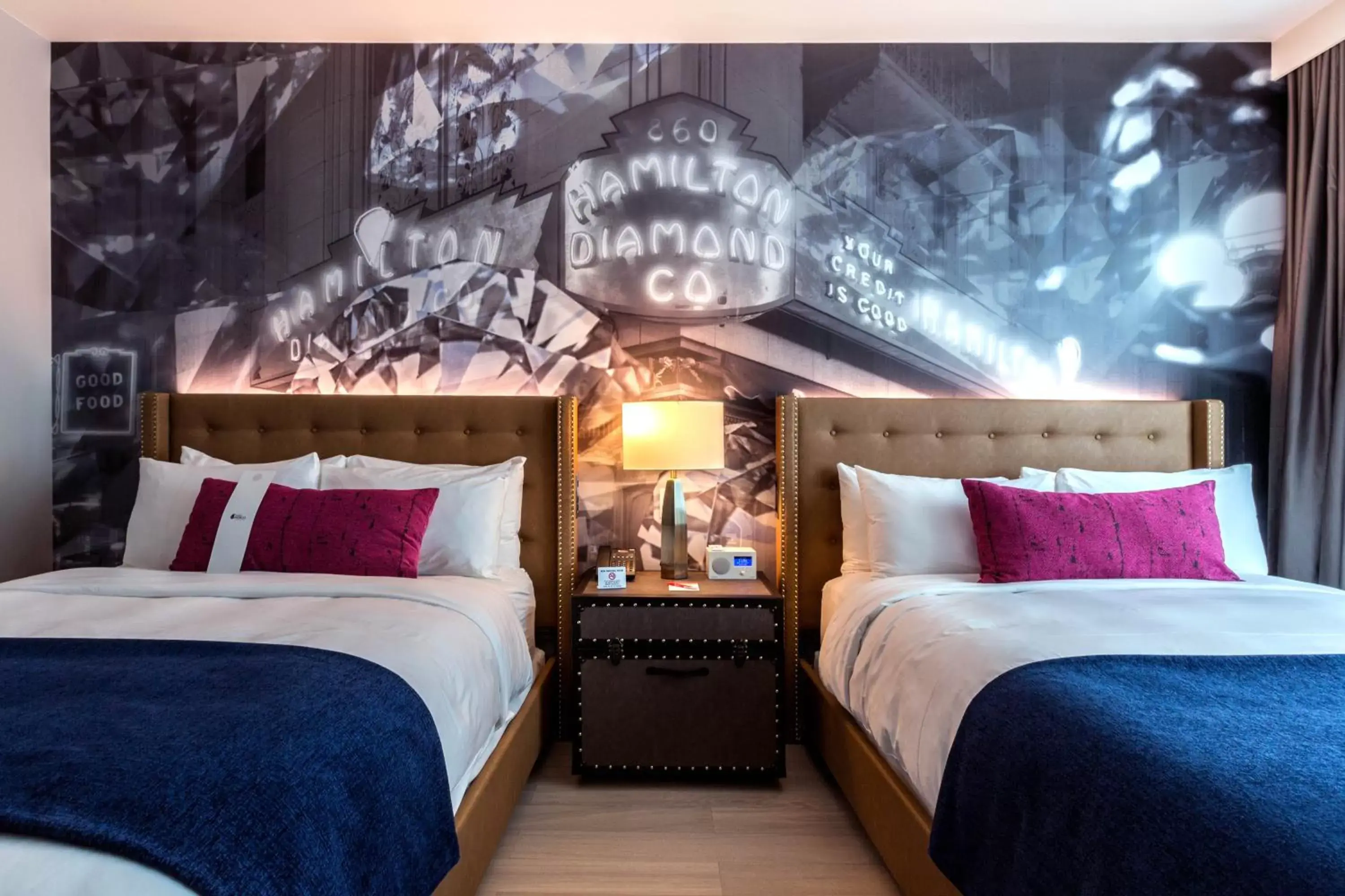 Standard Queen Room with Two Queen Beds and City View in Hotel Indigo Los Angeles Downtown Standard Queen Room with Two Queen Beds and City View in Hotel Indigo Los Angeles Downtown