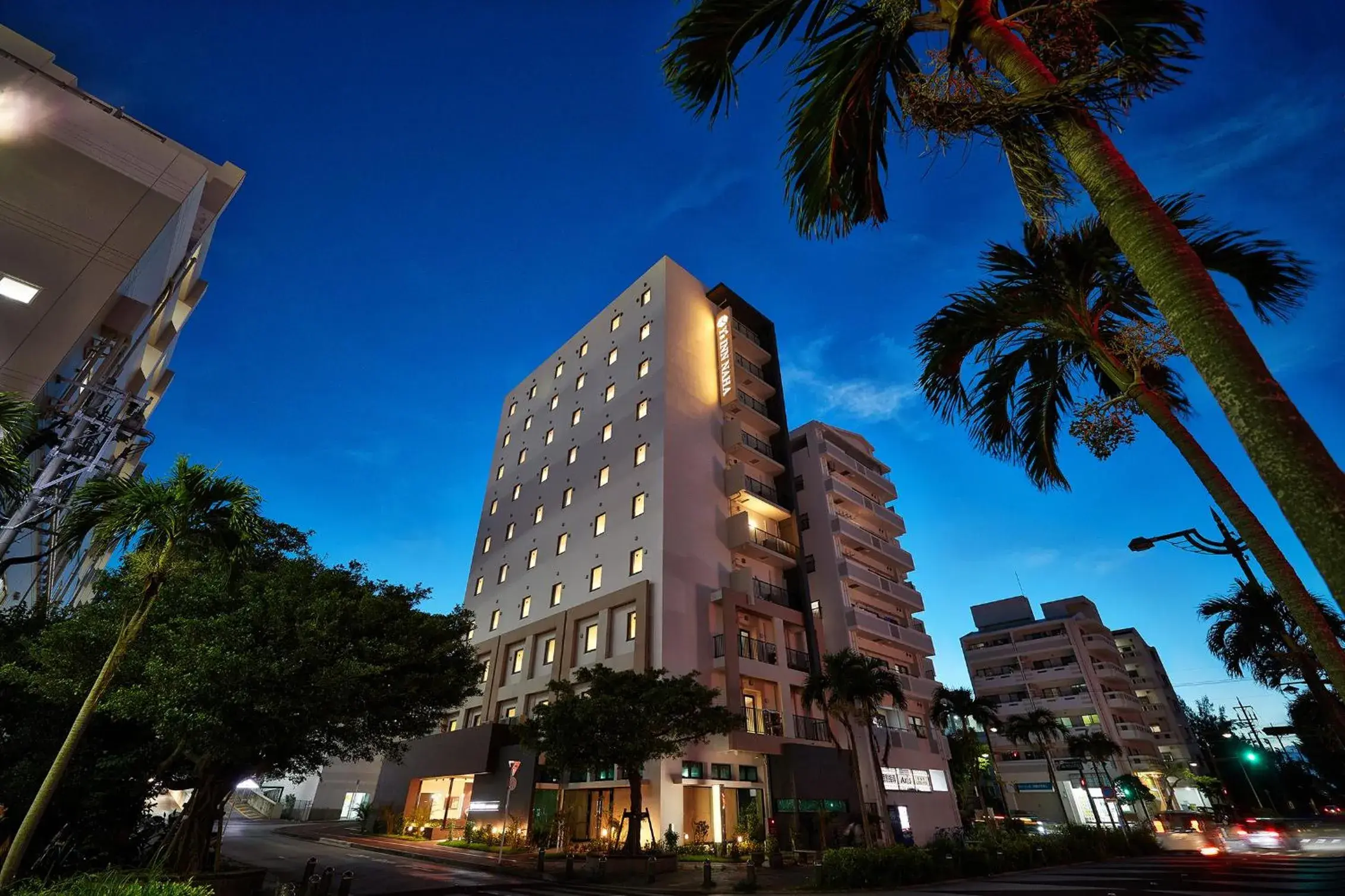 Facade/entrance, Property Building in ys inn naha orokuekimae Facade/entrance, Property Building in ys inn naha orokuekimae