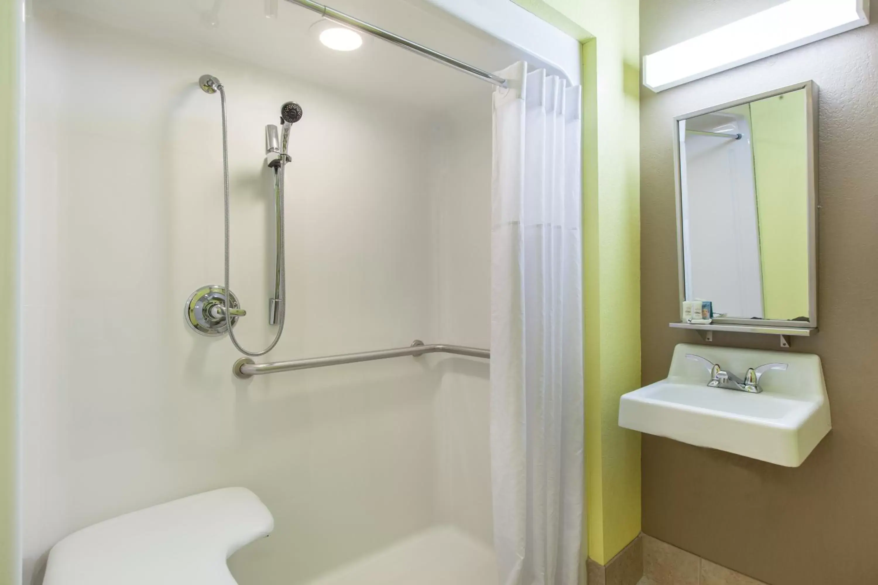 Queen Room with Roll-In Shower - Mobility/Hearing Accessible - Non-Smoking in Microtel Inn & Suites by Wyndham Johnstown Queen Room with Roll-In Shower - Mobility/Hearing Accessible - Non-Smoking in Microtel Inn & Suites by Wyndham Johnstown