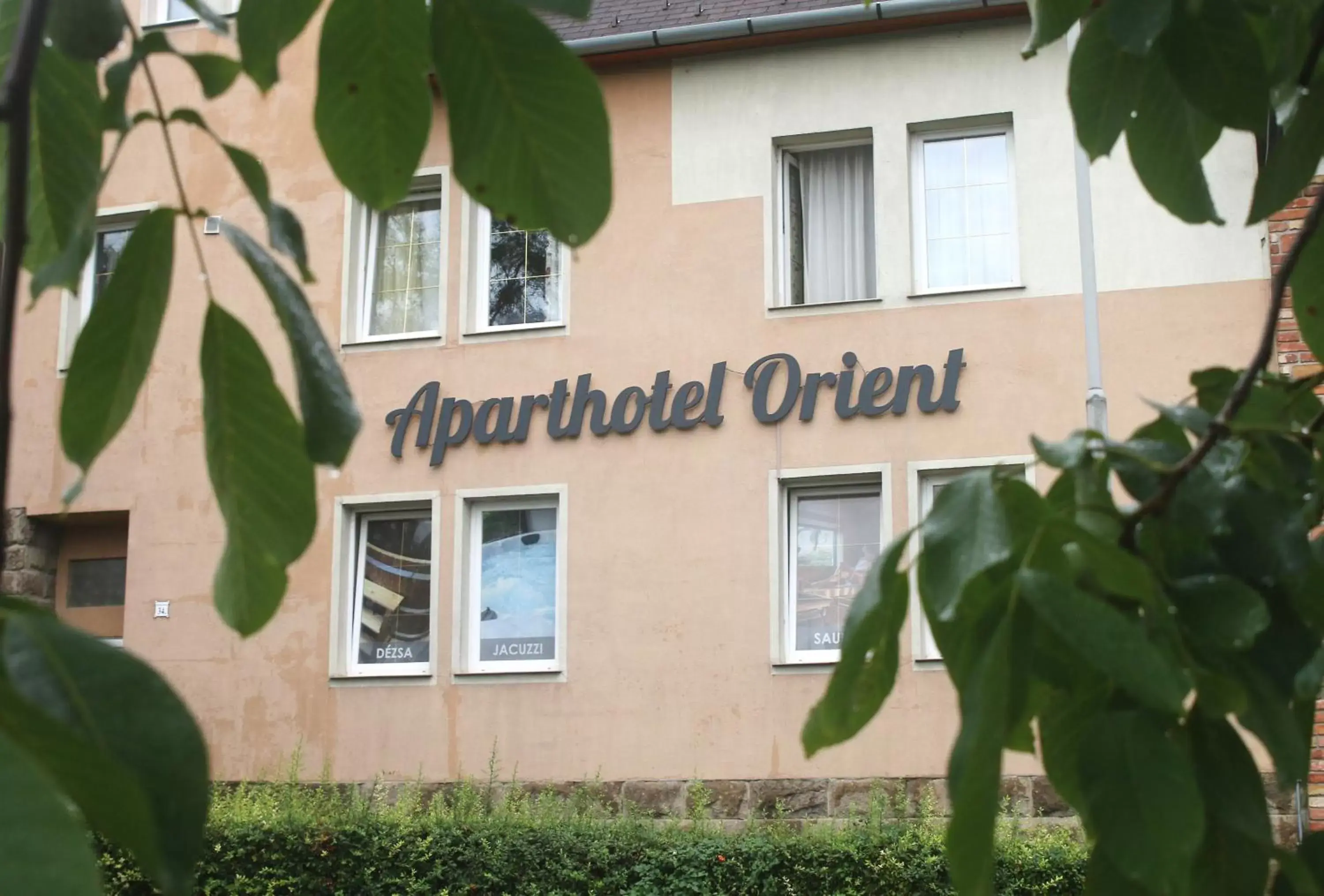Orient Apartmanház Orient Apartmanház