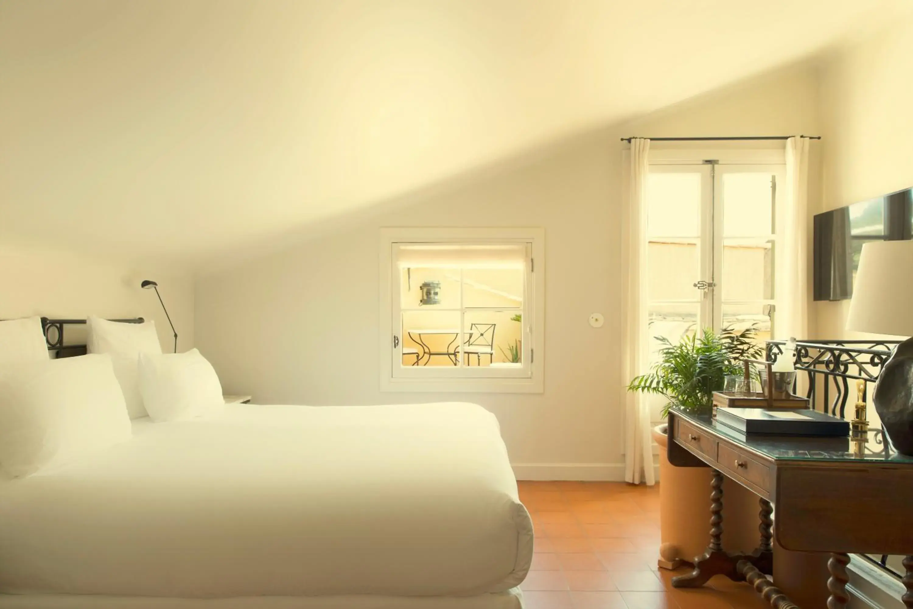 Prestige Tropezian room with Terrace and Sea View in Hotel la Ponche Prestige Tropezian room with Terrace and Sea View in Hotel la Ponche