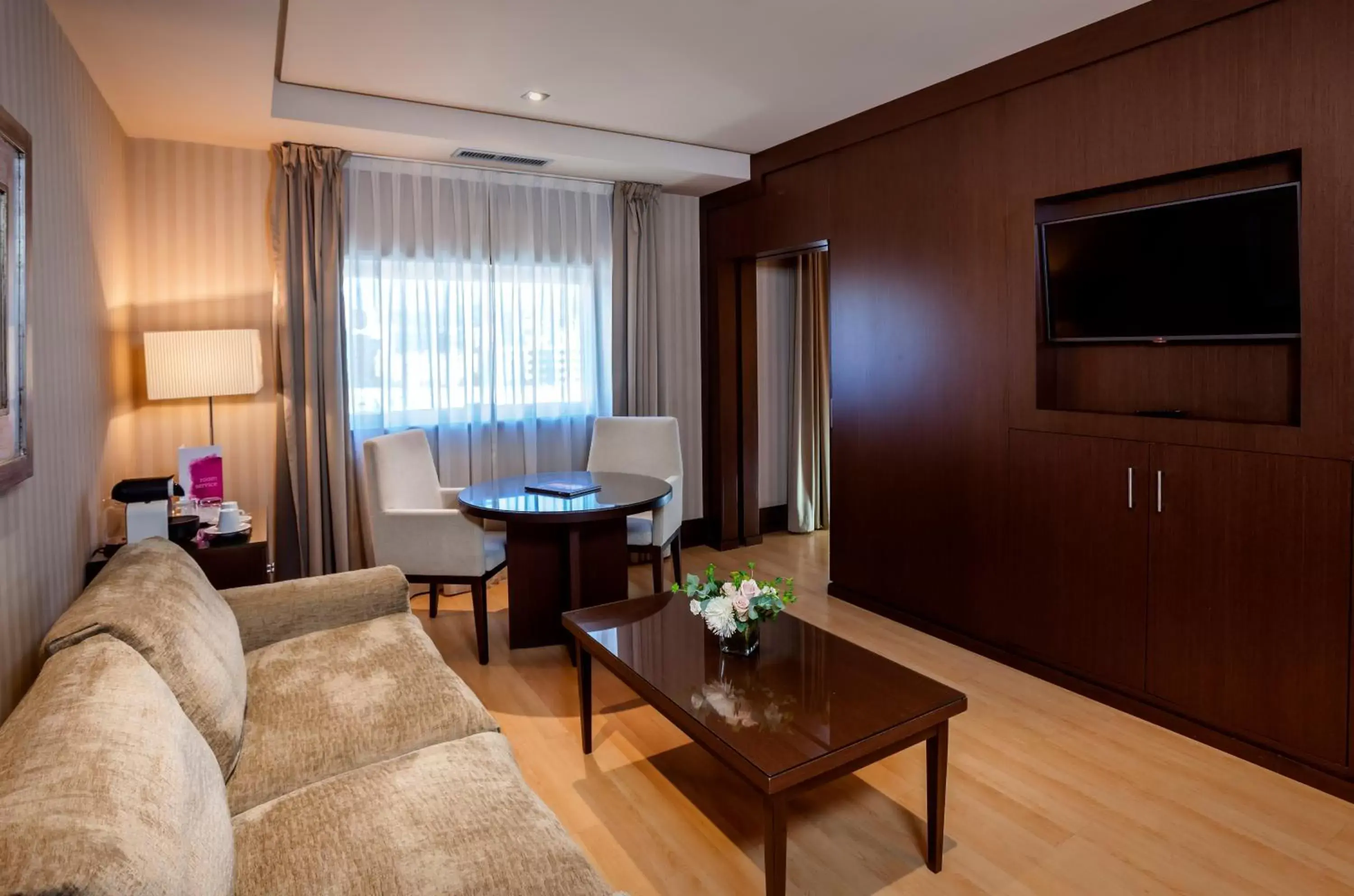 Junior Suite with Spa Bath in Barceló Granada Congress Junior Suite with Spa Bath in Barceló Granada Congress