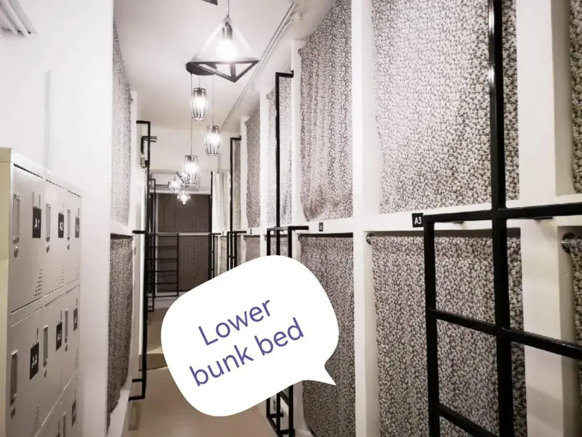 Bunk Bed in Mixed Dormitory Room in Sunset Homestay - Backpacker Hostel Self Checkin Bunk Bed in Mixed Dormitory Room in Sunset Homestay - Backpacker Hostel Self Checkin