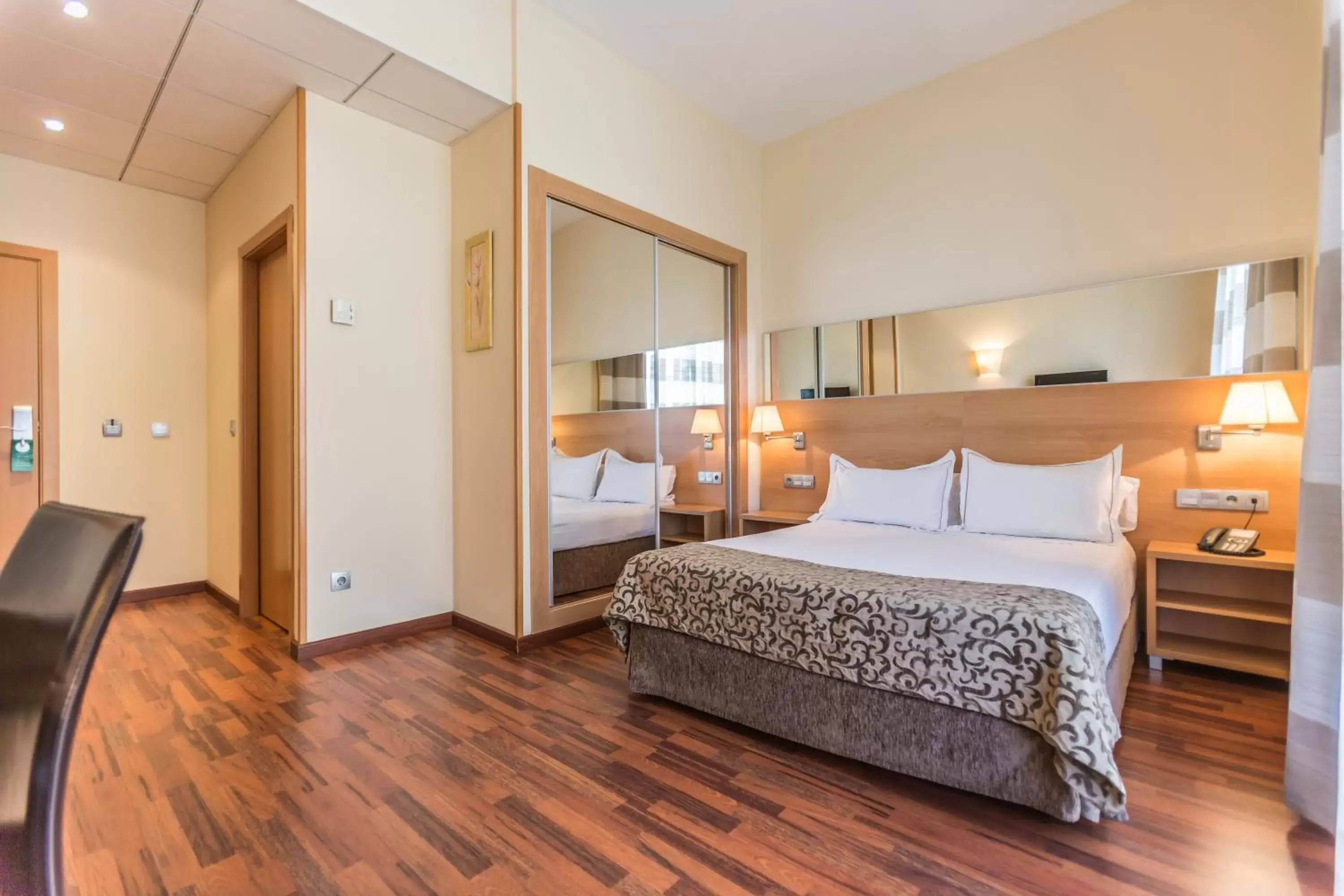 Standard Room in Hotel Desitges Standard Room in Hotel Desitges