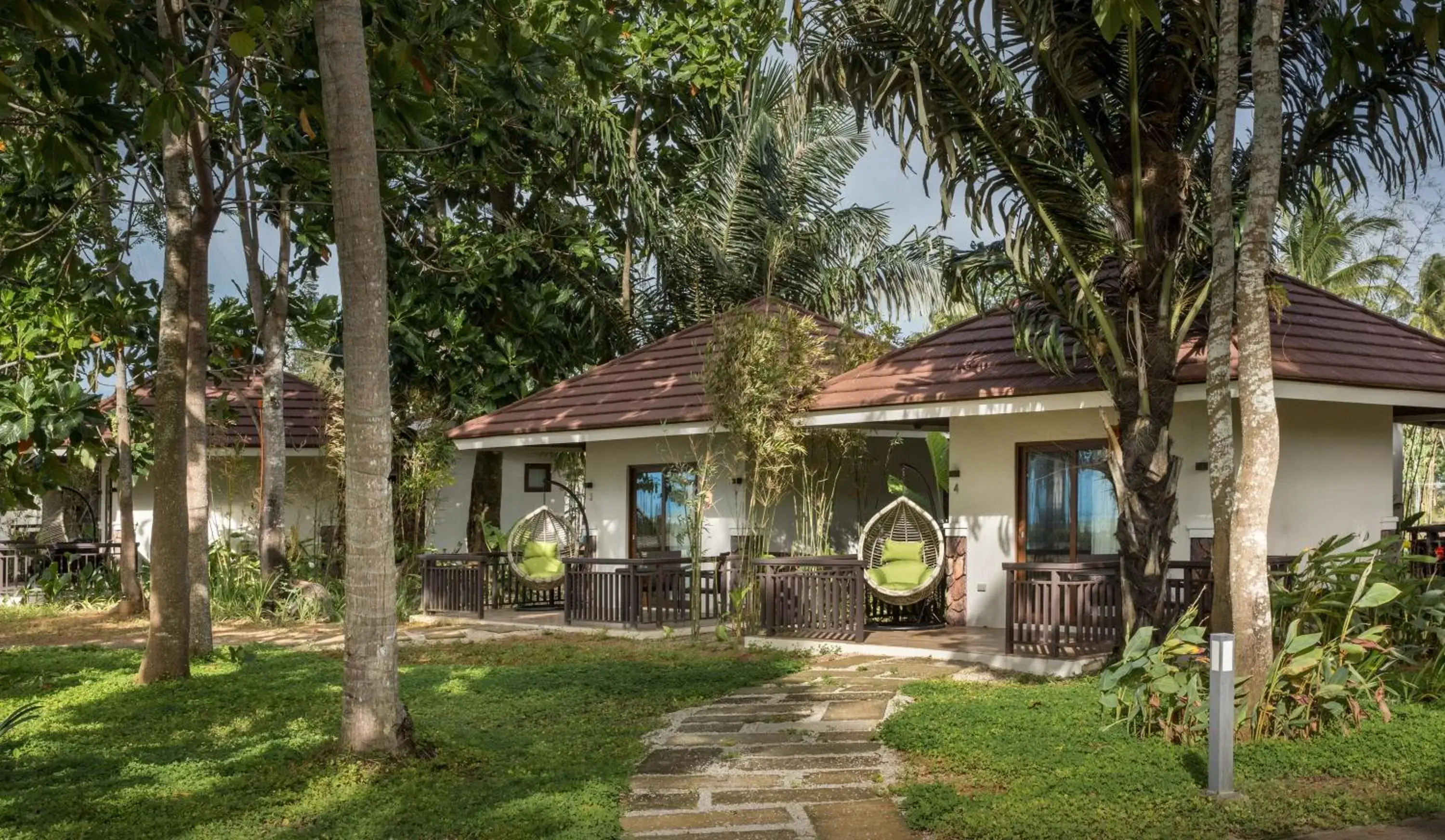 Queen Suite with Spa Bath in Solina Beach & Nature Resort Queen Suite with Spa Bath in Solina Beach & Nature Resort