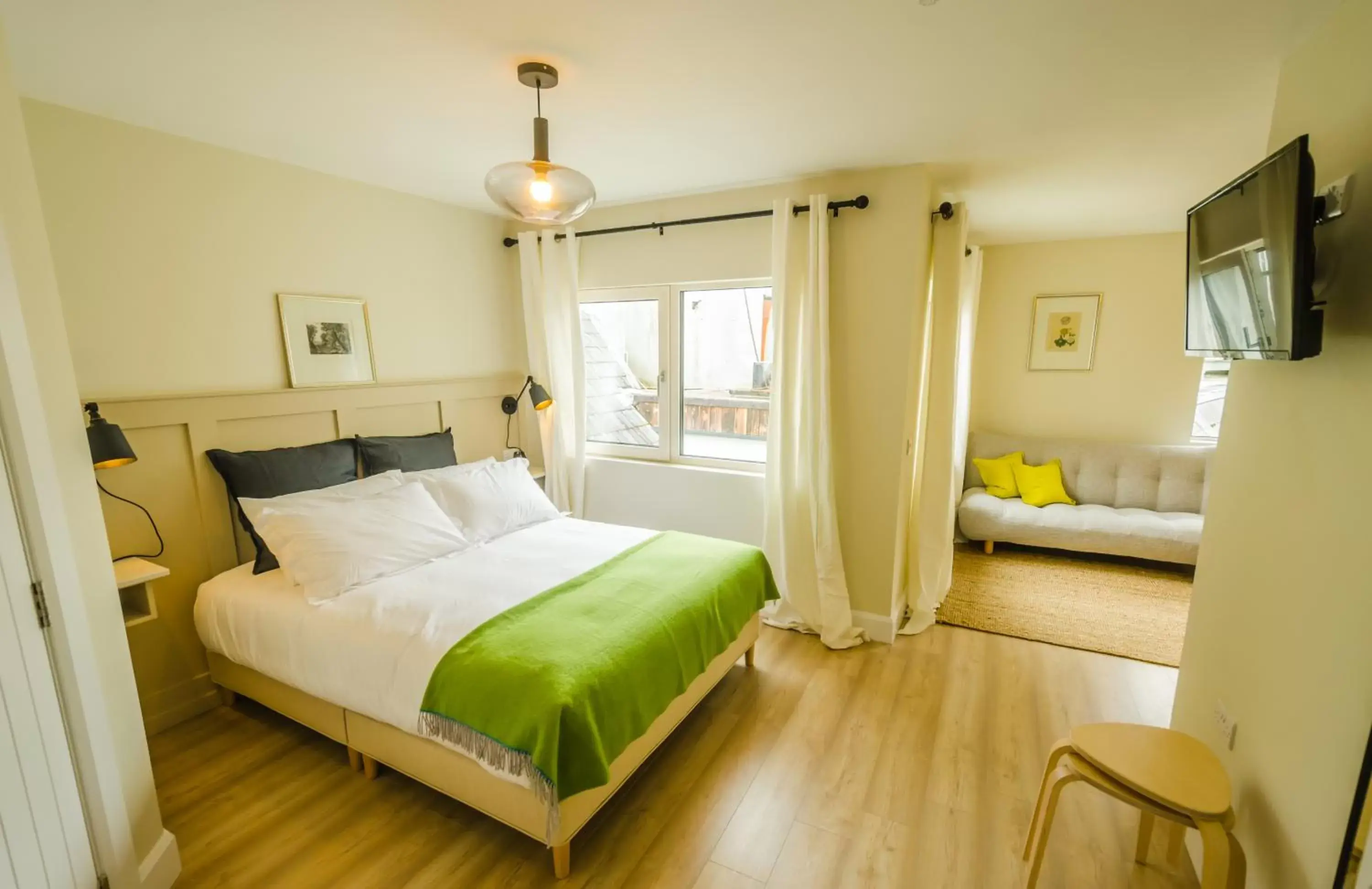 Studio in Rookery Lane Food and Lodging Studio in Rookery Lane Food and Lodging