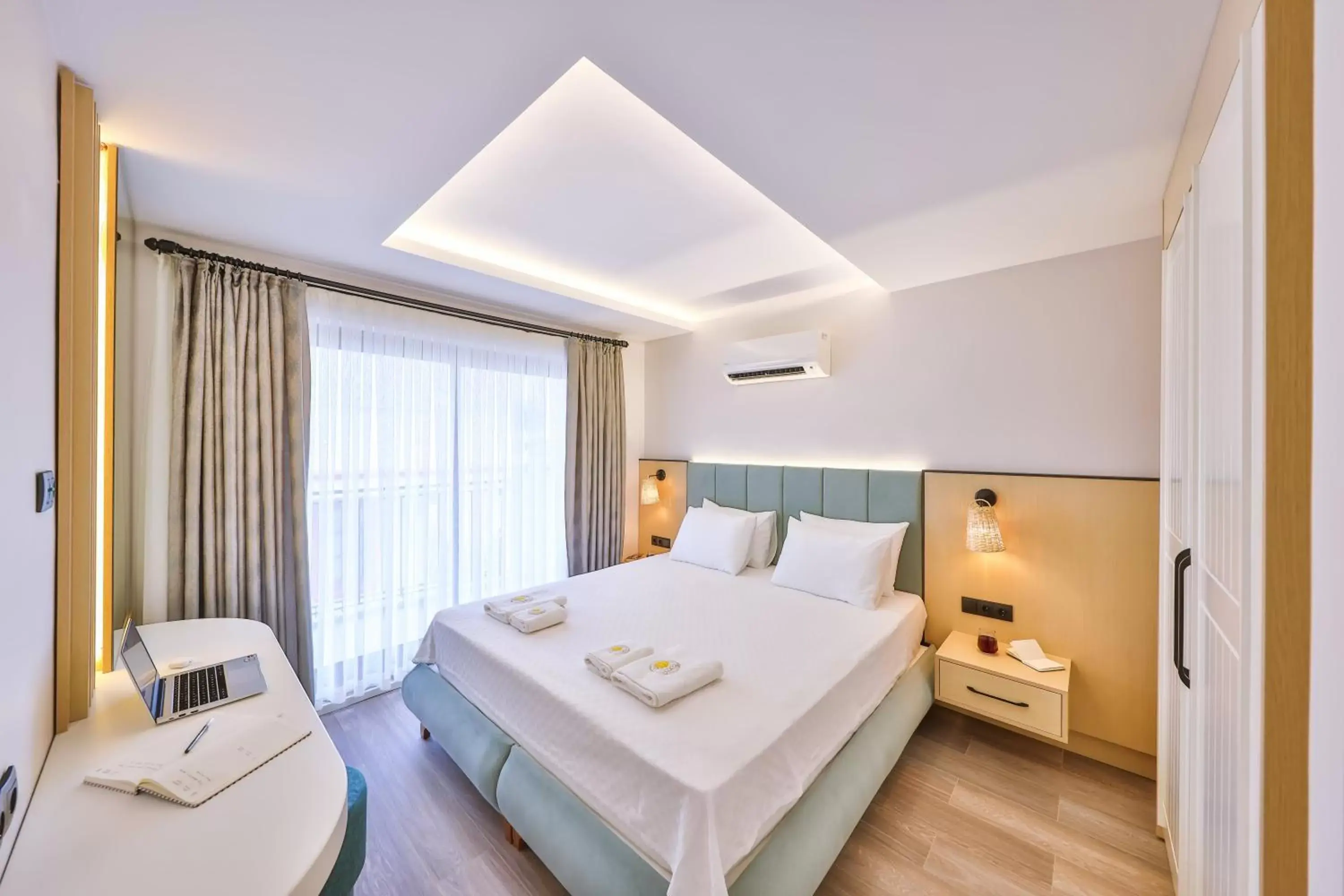 Deluxe Suite in Sole Suites Deluxe Suite in Sole Suites