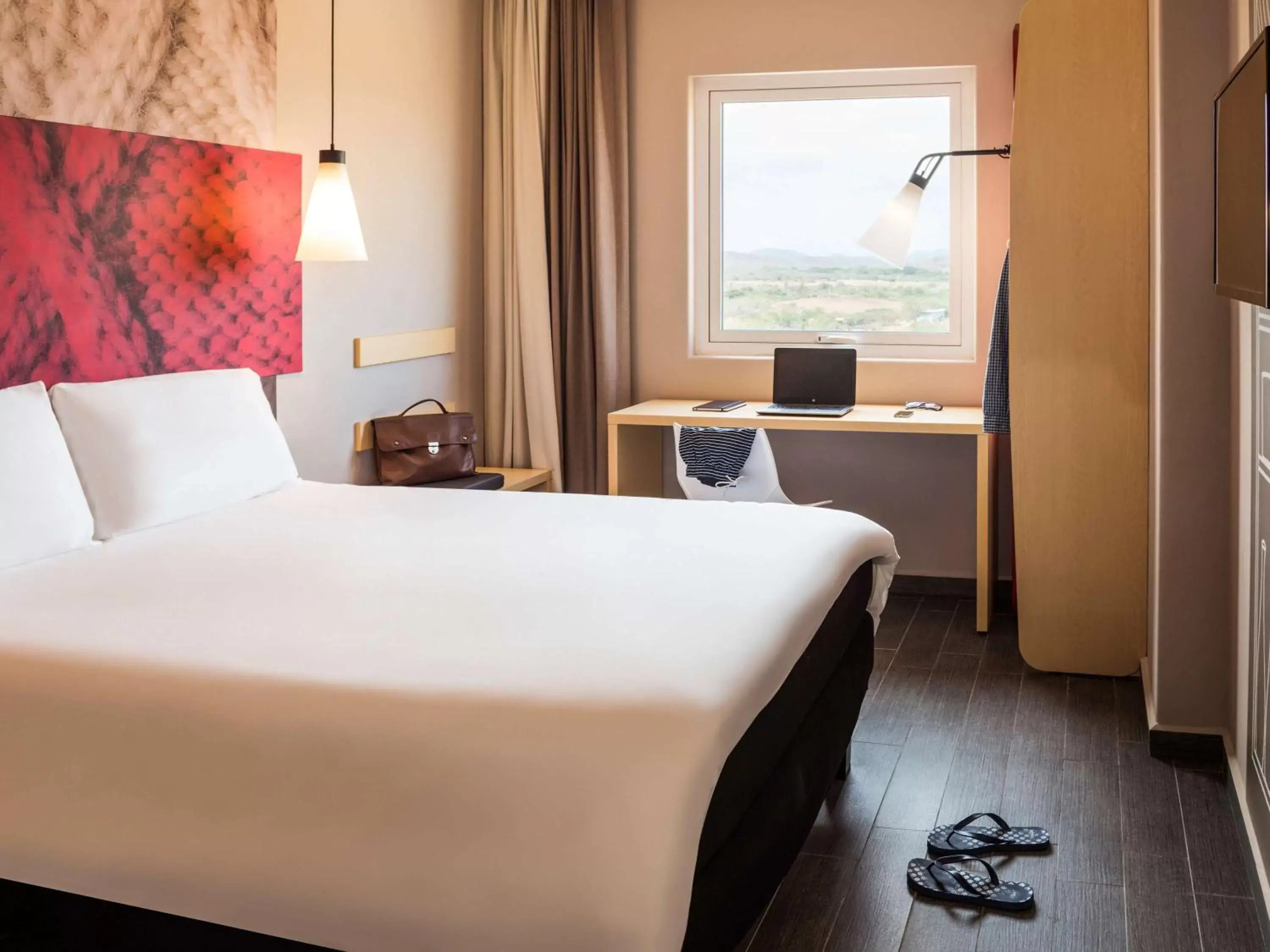 Room with one Queen size bed in Ibis Mazatlan Marina Room with one Queen size bed in Ibis Mazatlan Marina