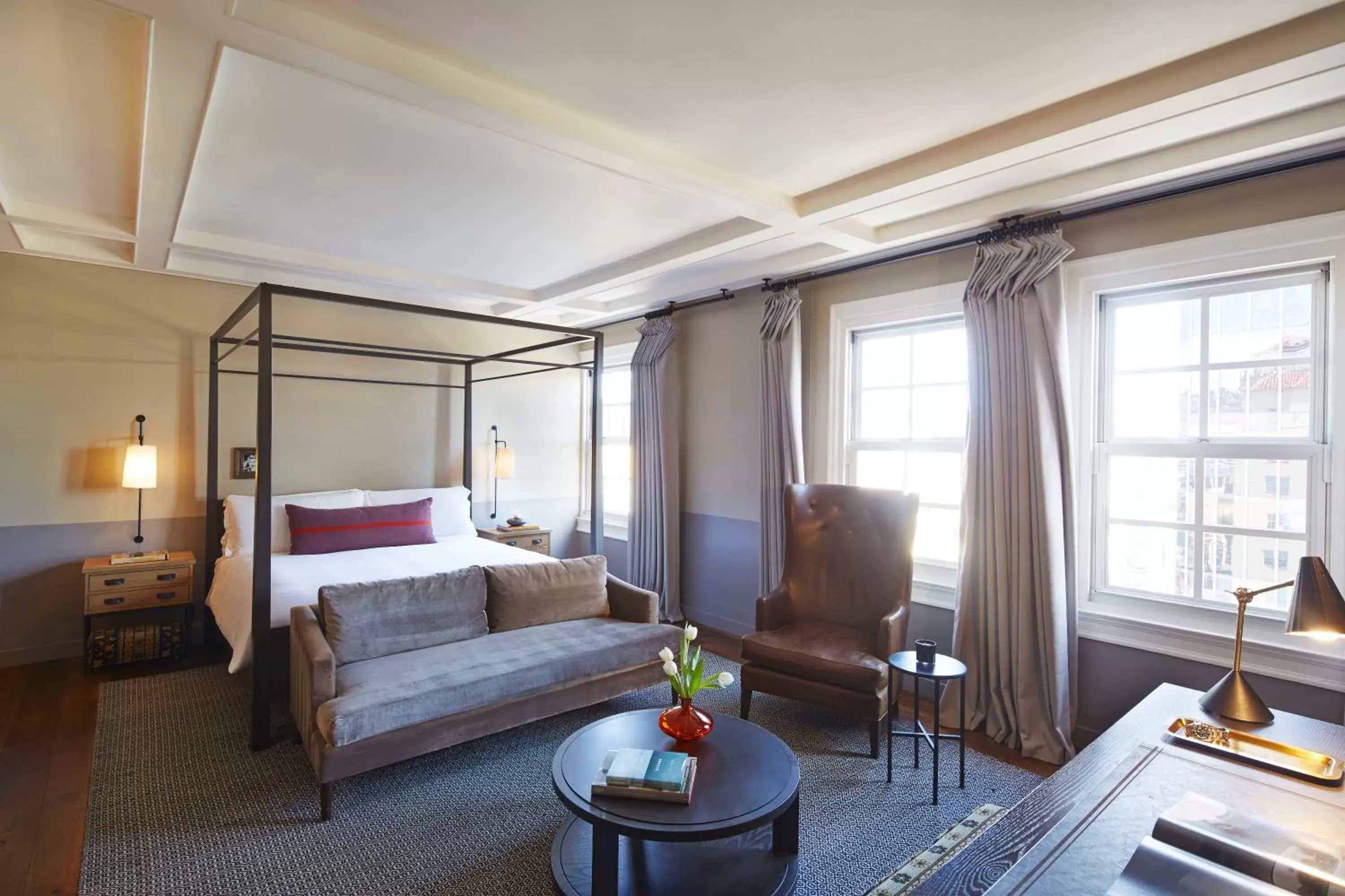 King Studio in The Hollywood Roosevelt King Studio in The Hollywood Roosevelt