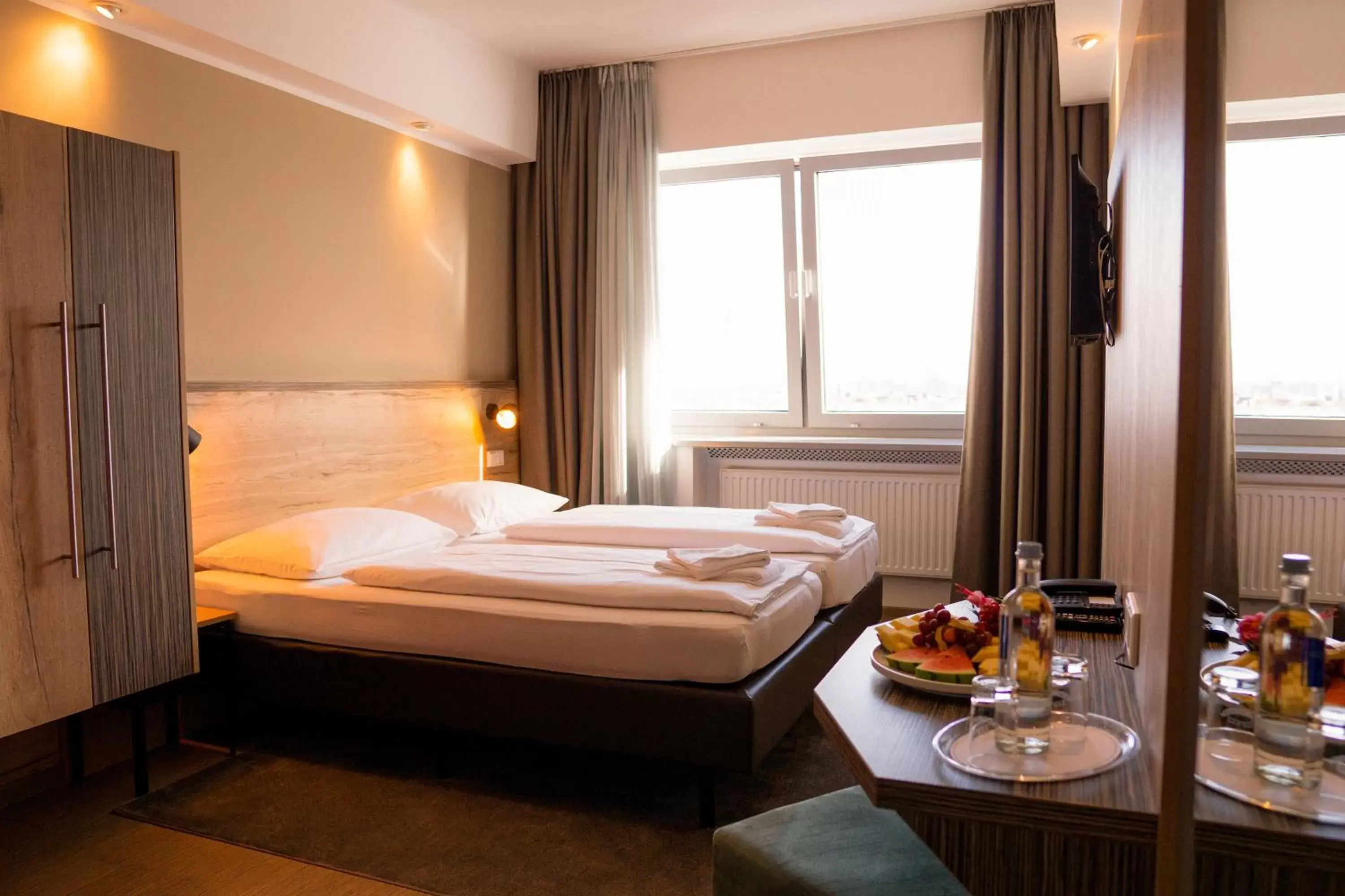 Double Room in Hotel Sportforum Double Room in Hotel Sportforum