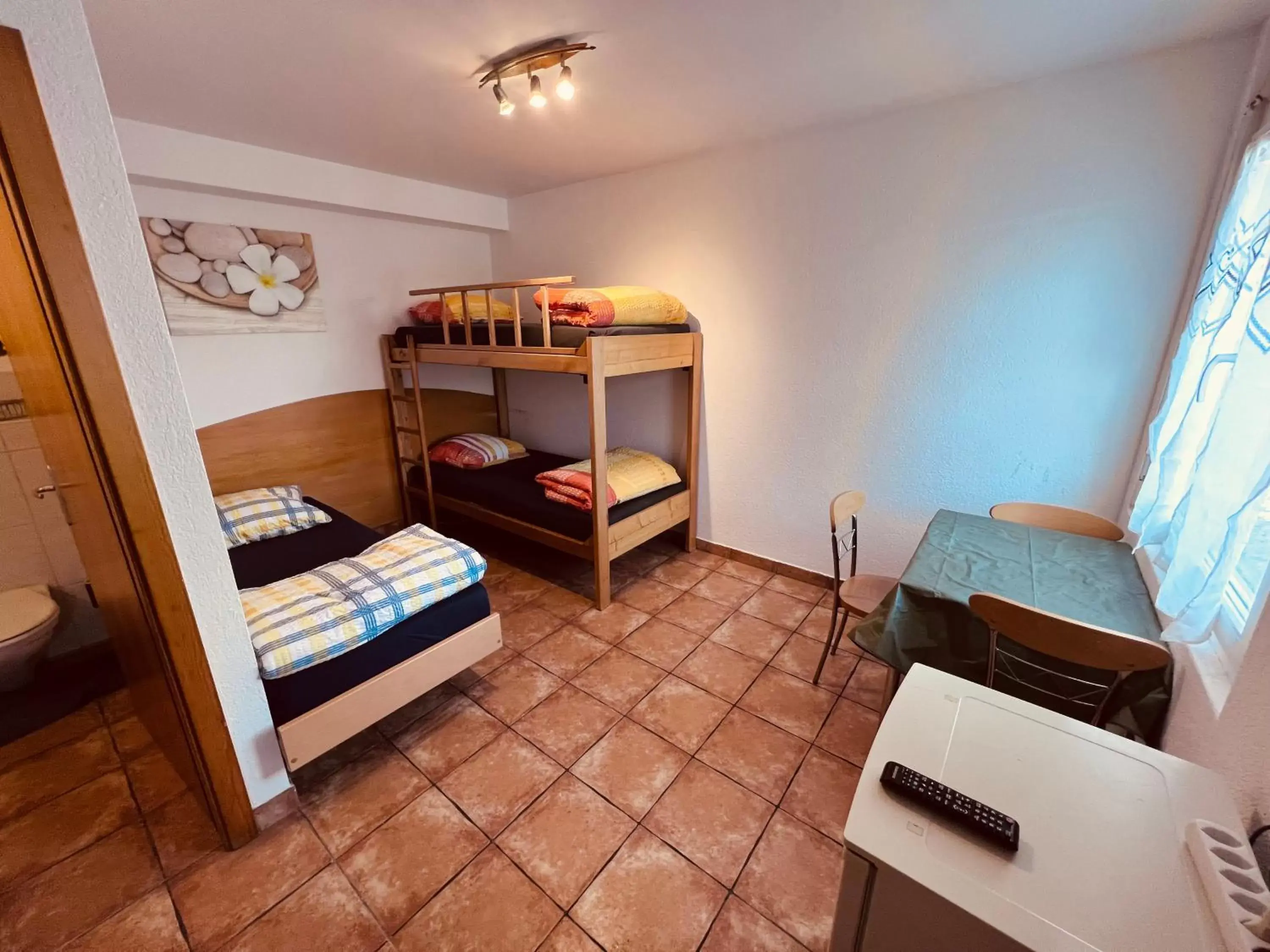 Superior Triple Room in Gîte la Cigale Superior Triple Room in Gîte la Cigale