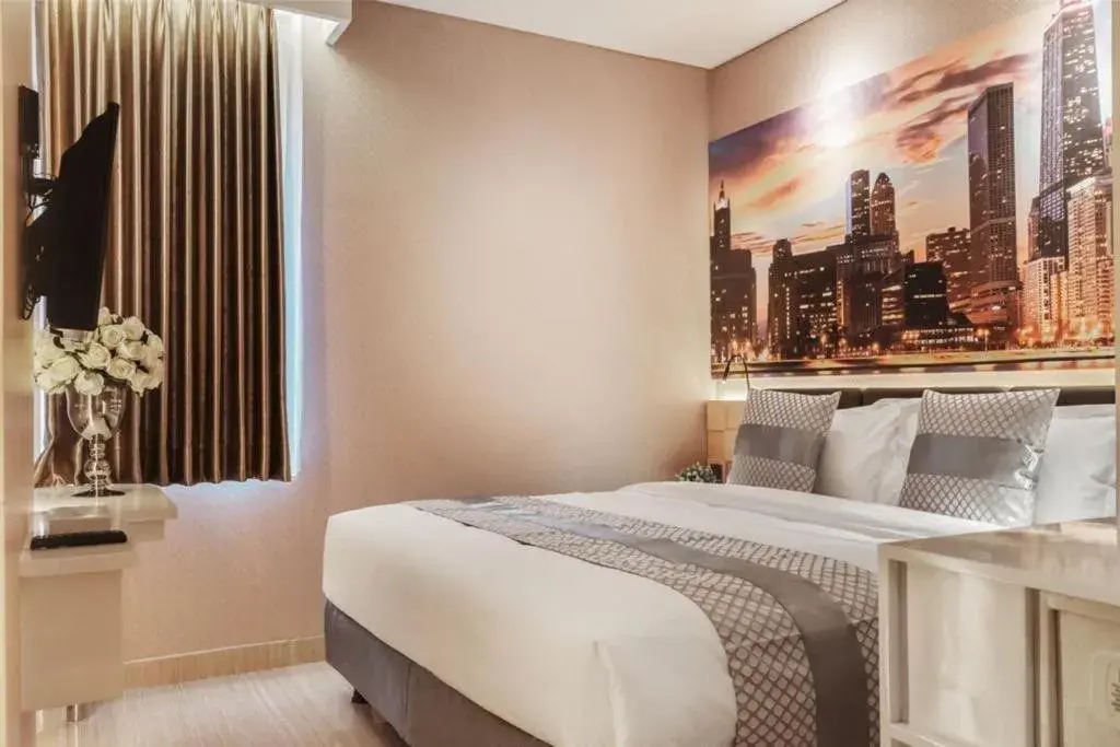 Deluxe Double Room in Grand Viveana Deluxe Double Room in Grand Viveana