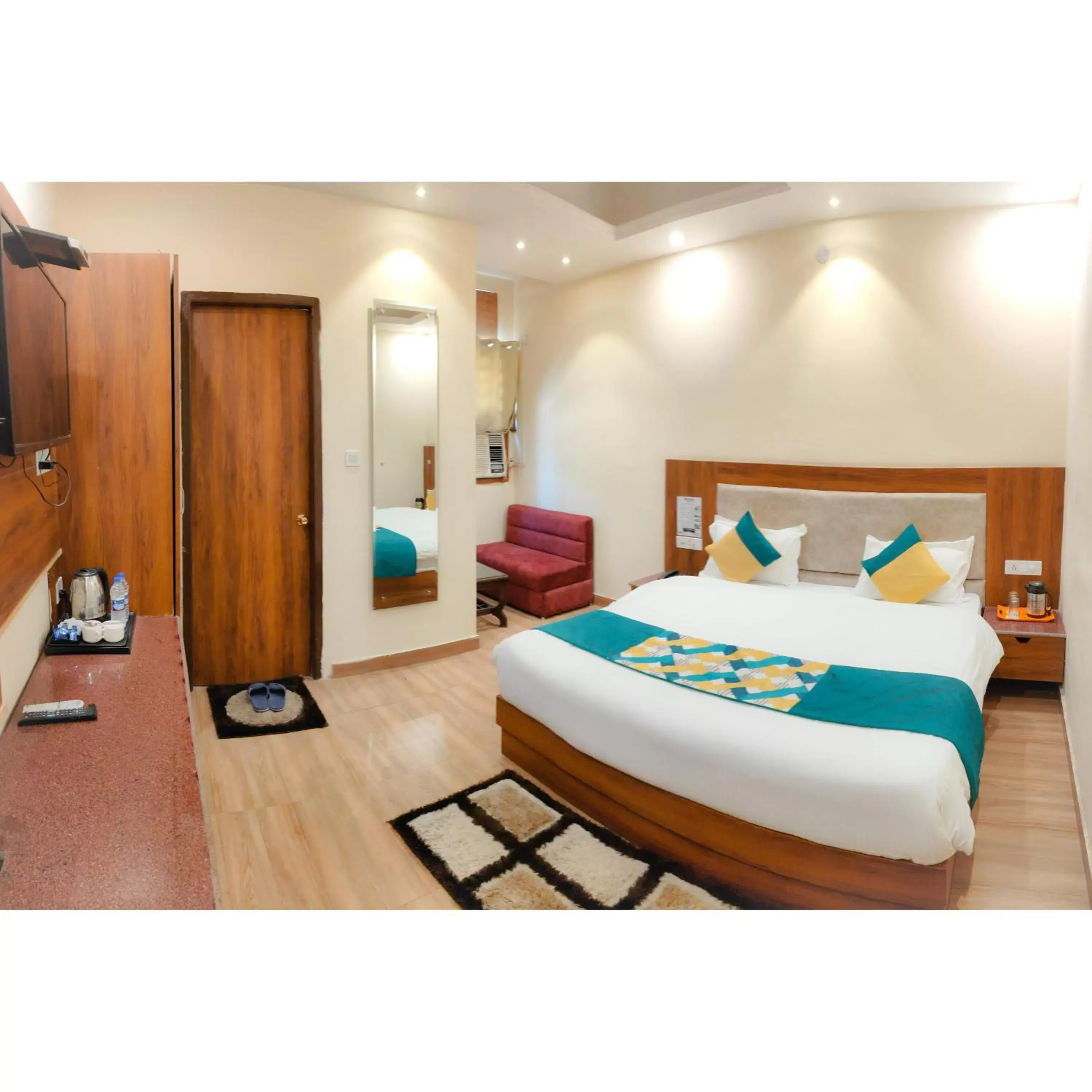 The Royal Bhumesh The Royal Bhumesh