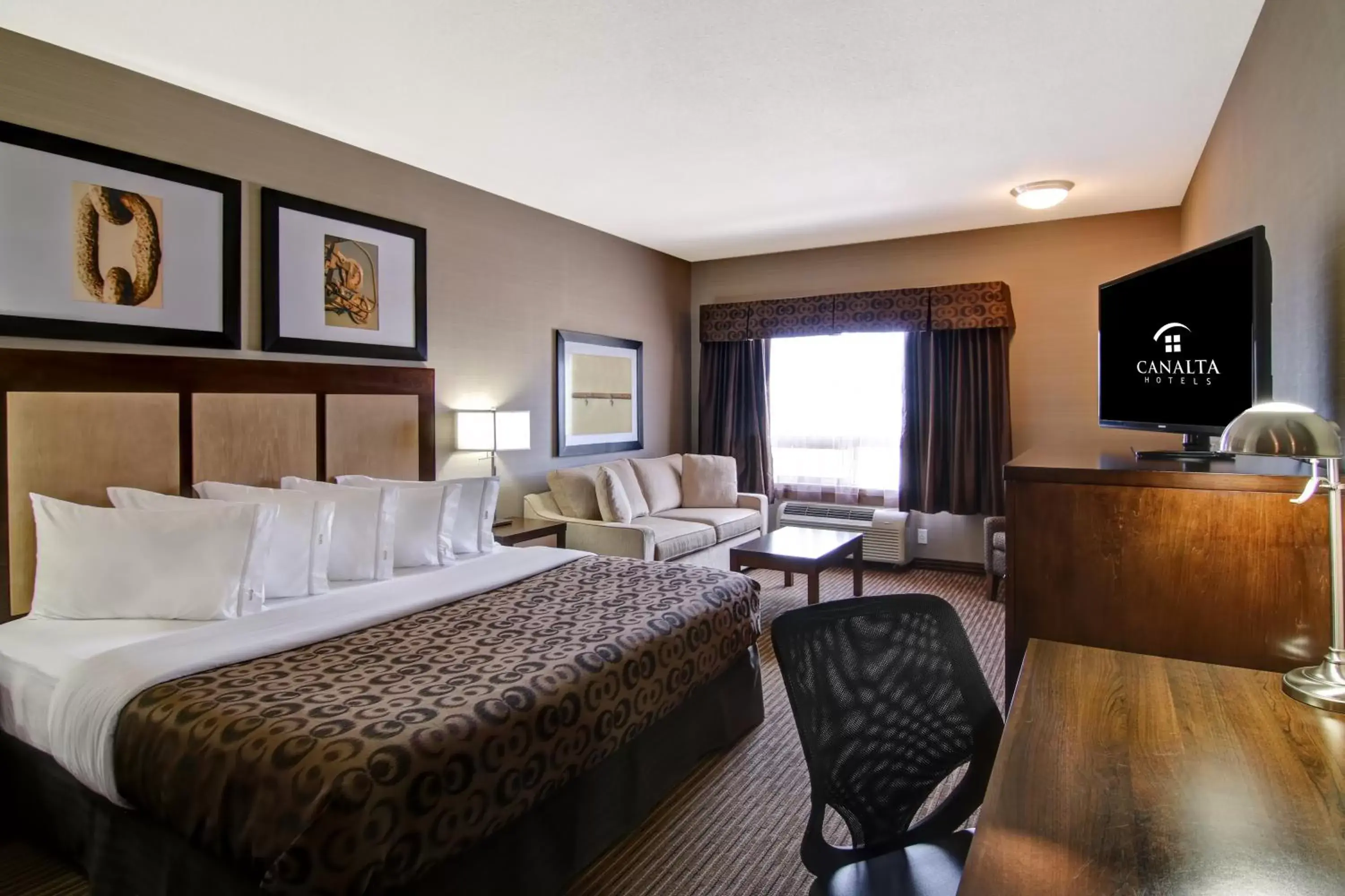 Executive King Suite with Sofa Bed in Canalta Lac La Biche Executive King Suite with Sofa Bed in Canalta Lac La Biche
