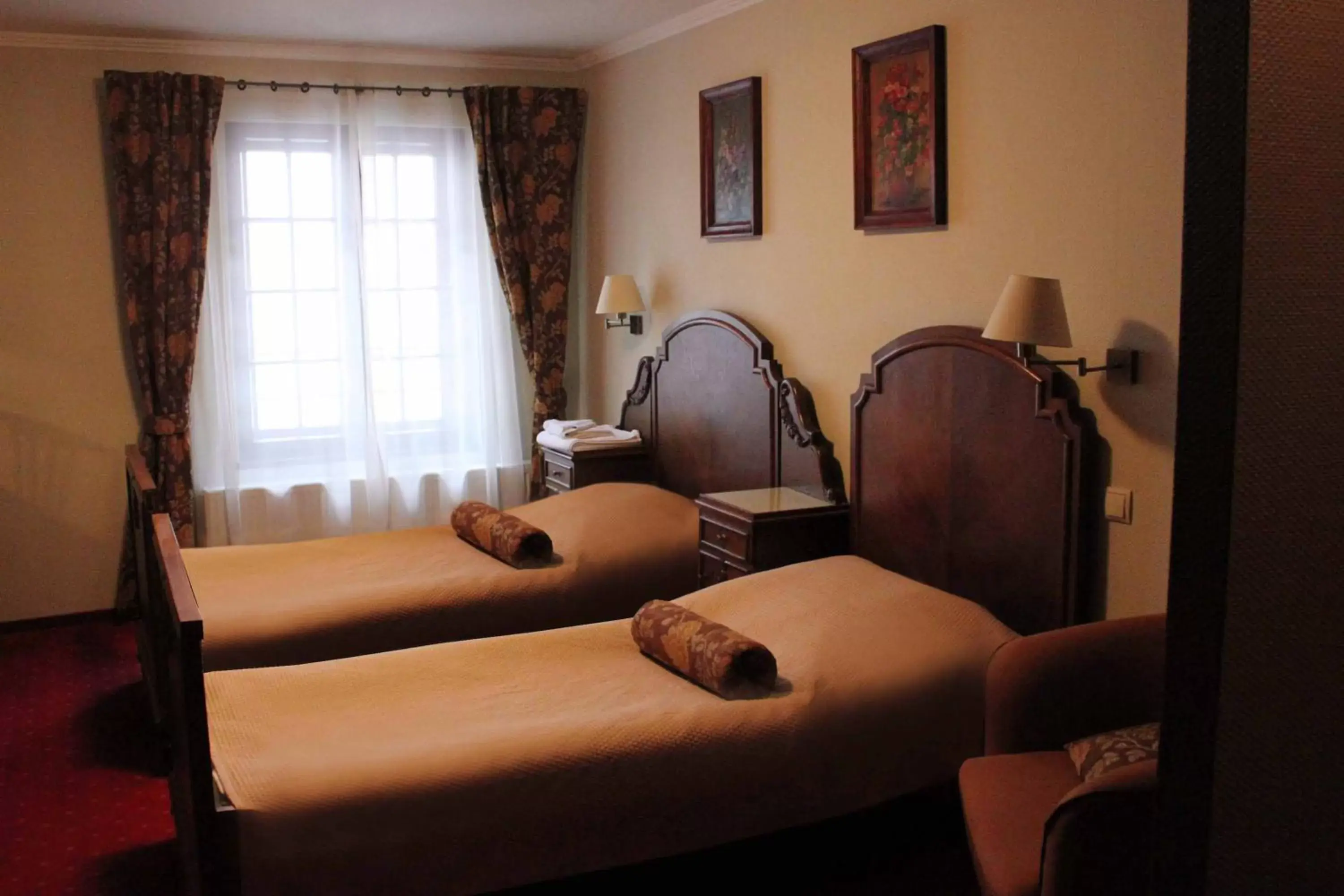 Twin Room in Hotel Czarna Róża Twin Room in Hotel Czarna Róża