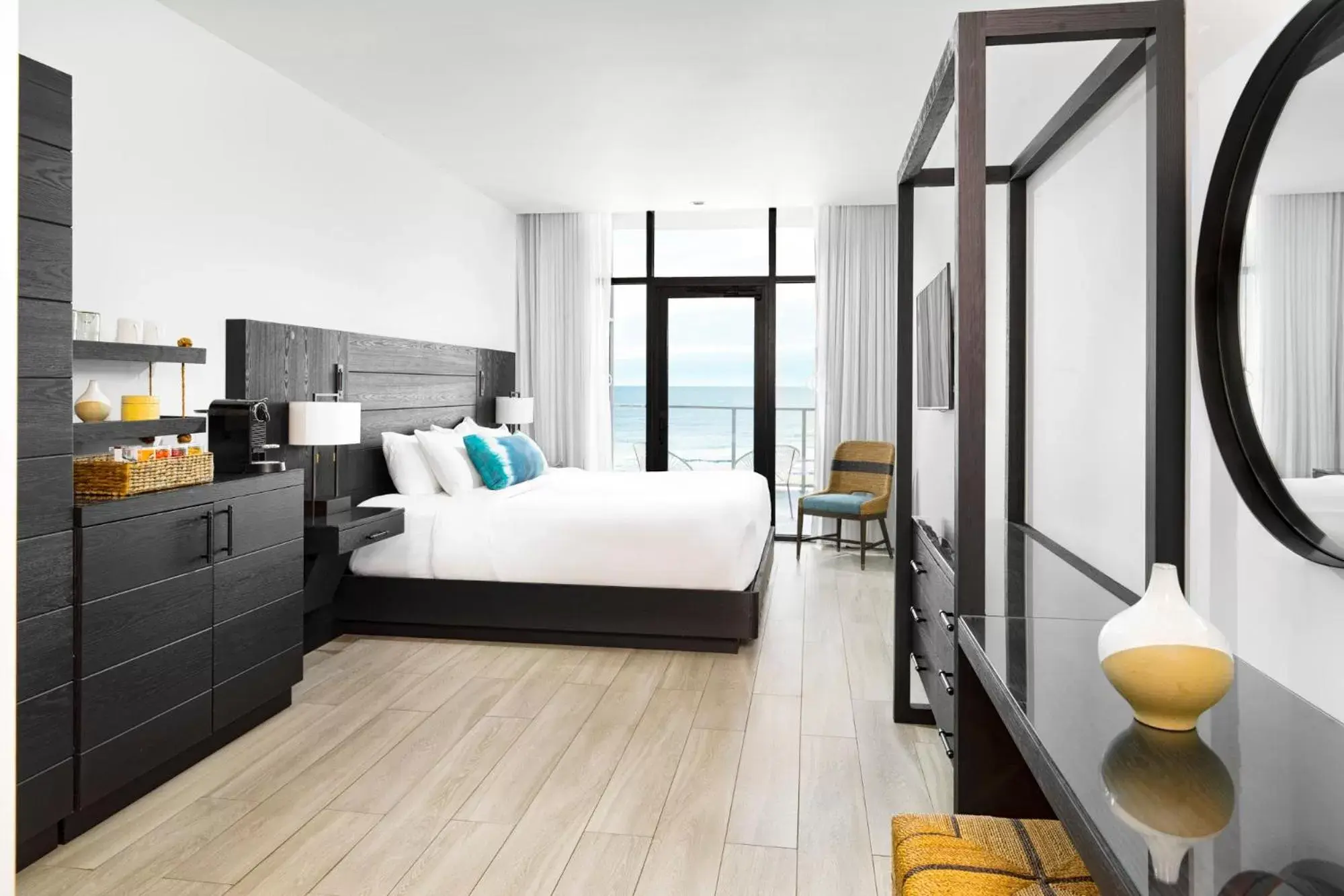 King Room - Disability Access in Wave Resort King Room - Disability Access in Wave Resort