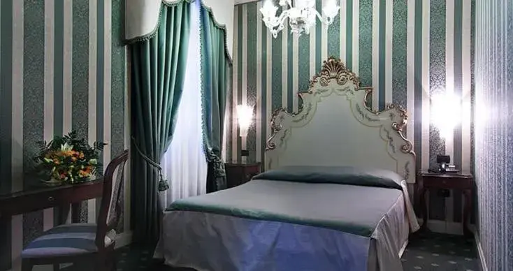 Double or Twin Room in Hotel Belle Epoque Double or Twin Room in Hotel Belle Epoque