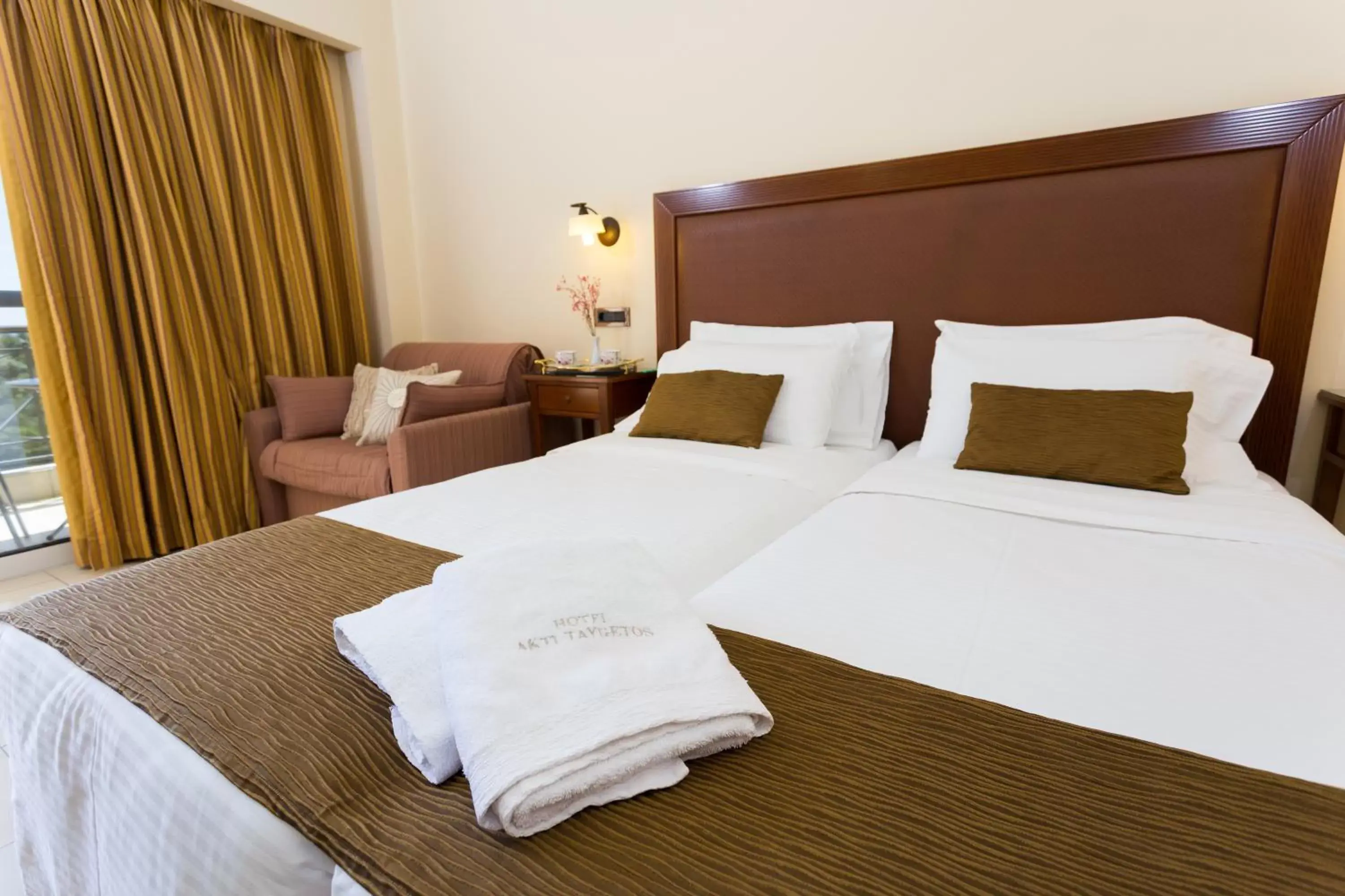 Superior Double Room with Side Sea View in Akti Taygetos - Conference Resort Superior Double Room with Side Sea View in Akti Taygetos - Conference Resort